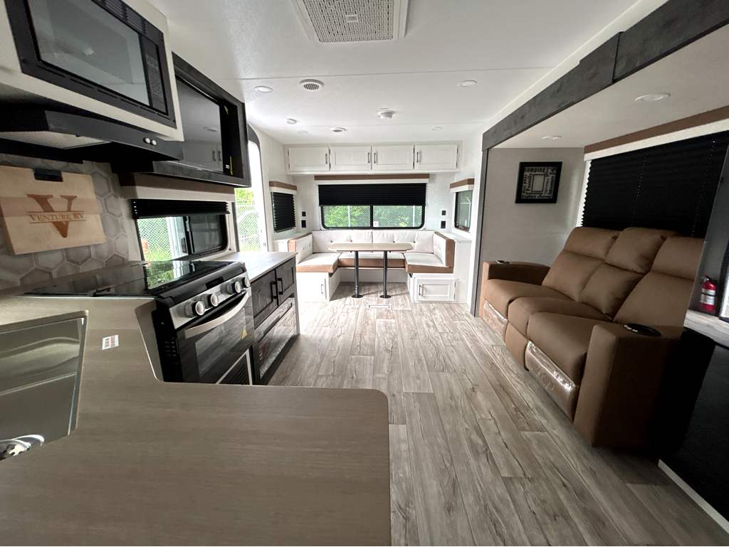 2026 VENTURE RV SIENNA 241VRD - Image 27