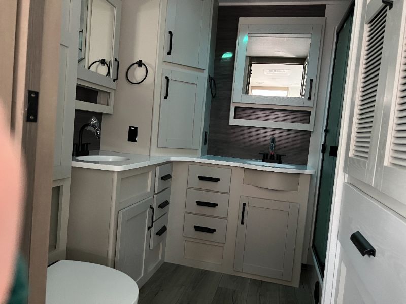 2026 Grand Design Reflection Travel Trailer 322FKTS - Image 18