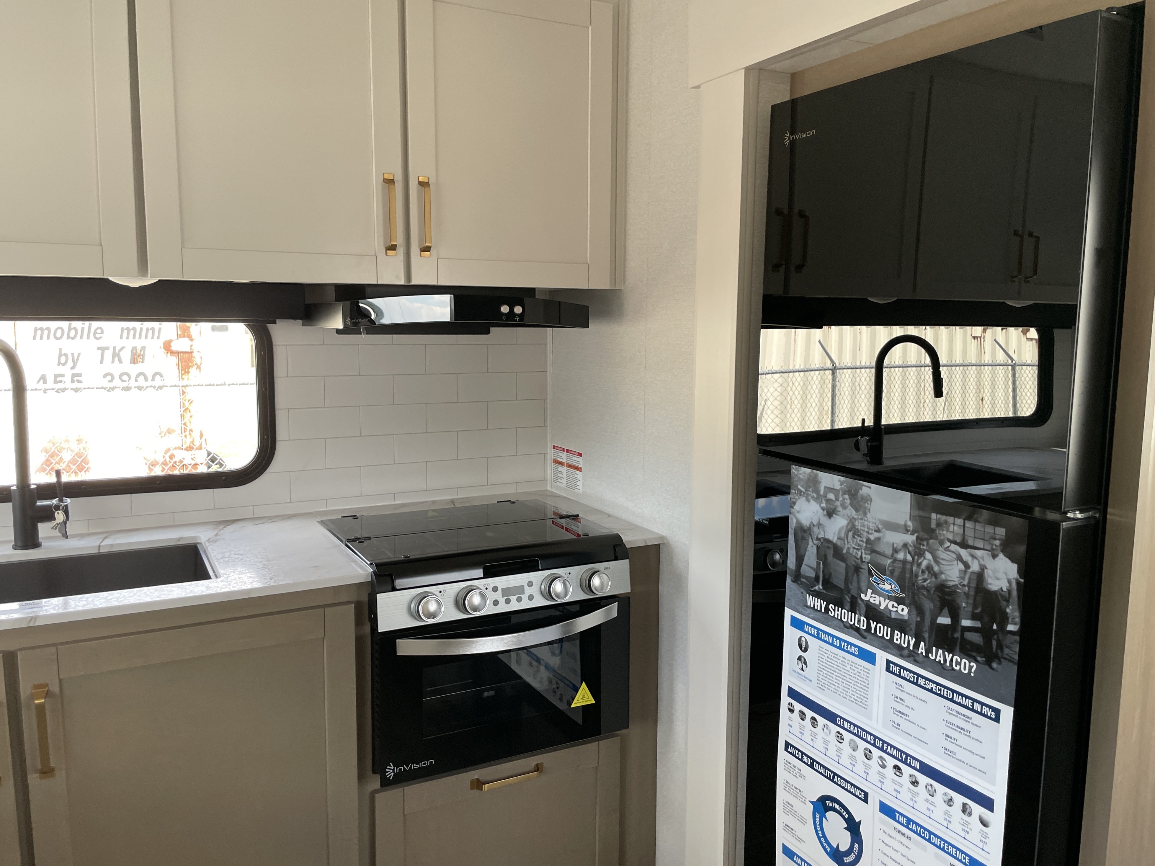 2027 Jayco Eagle SLE 24MLE - Image 11