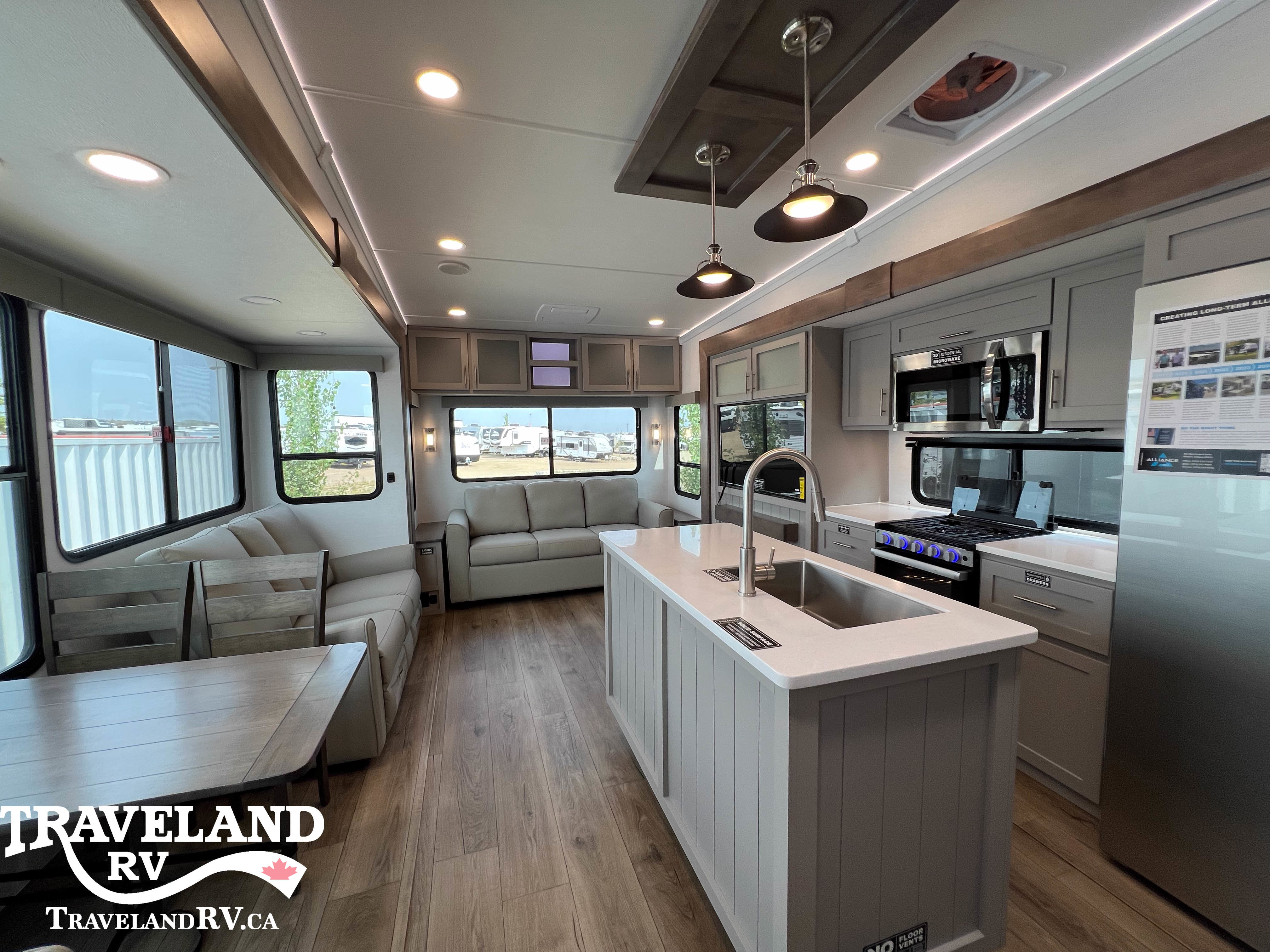 2026 Alliance RV AVENUE 32RLS - Image 3