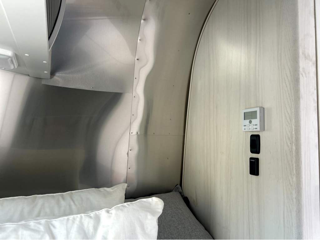 2025 AIRSTREAM BAMBI 16RB - Image 26