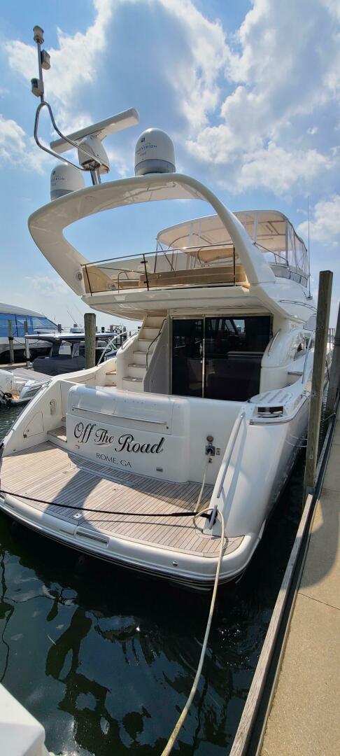 2006 Viking Sport Cruisers 61 Flybridge - Image 2