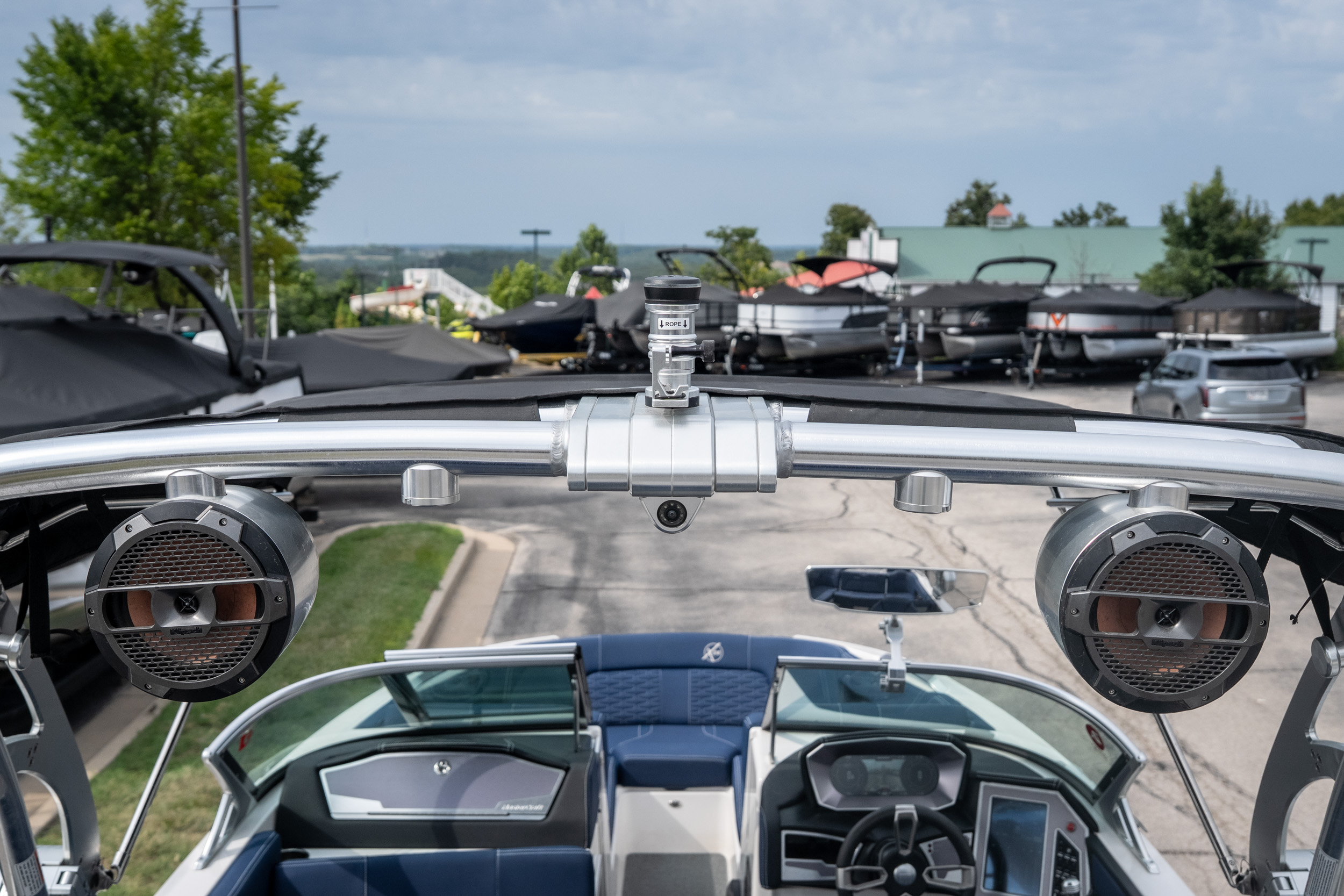 2021 MasterCraft X24 - Image 58