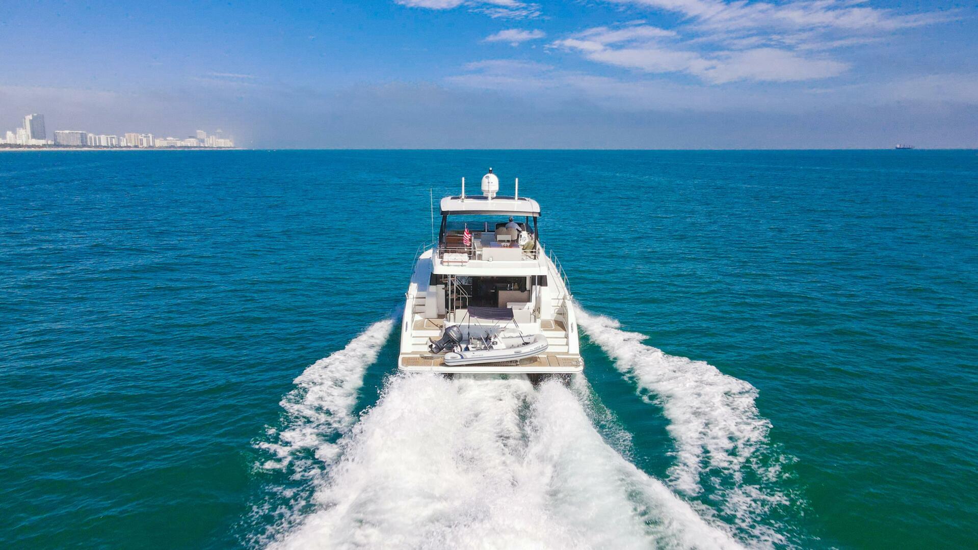 2022 Fountaine Pajot MY6 - Image 6
