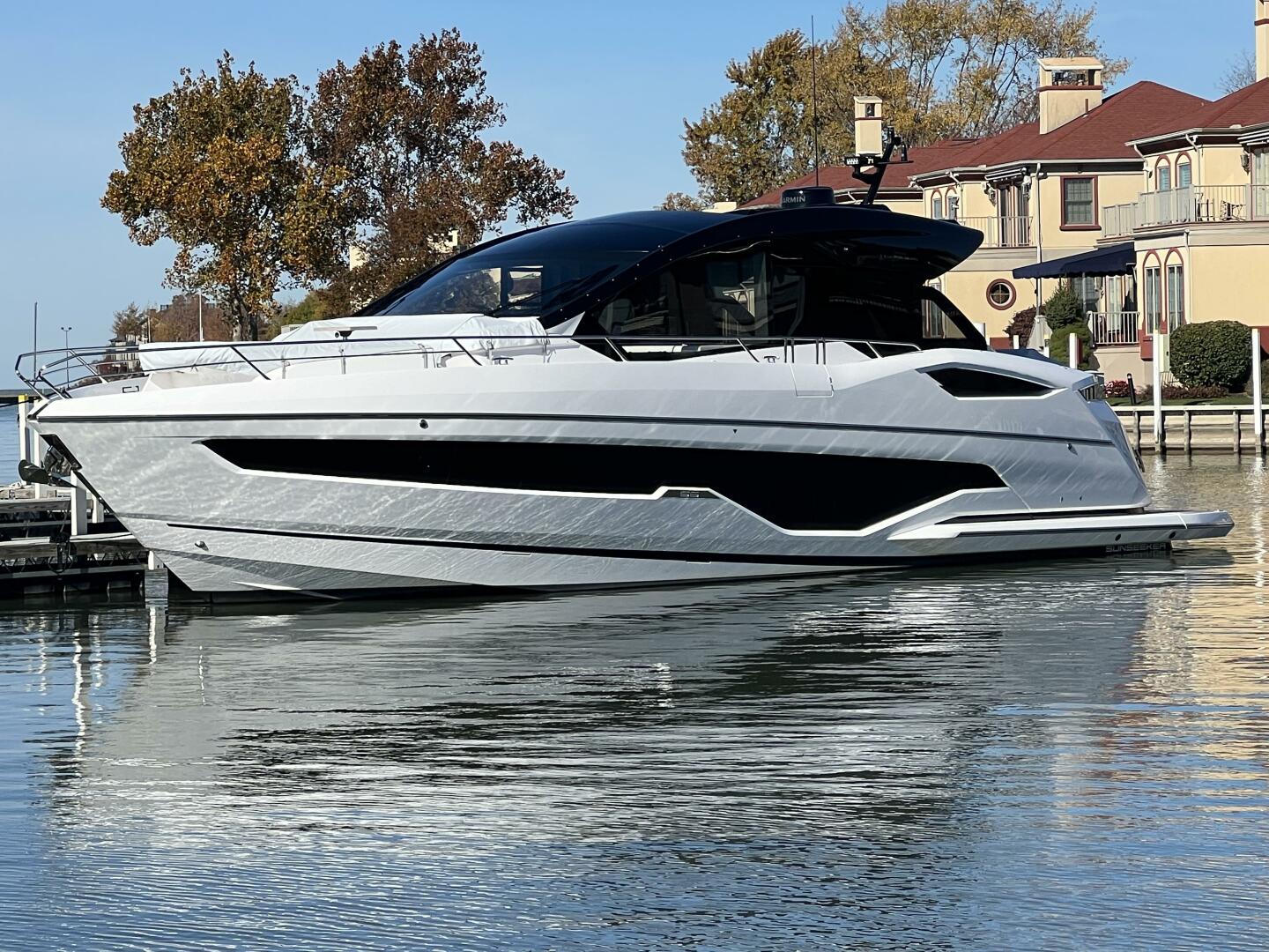 2026 Sunseeker 55 Predator - Image 12