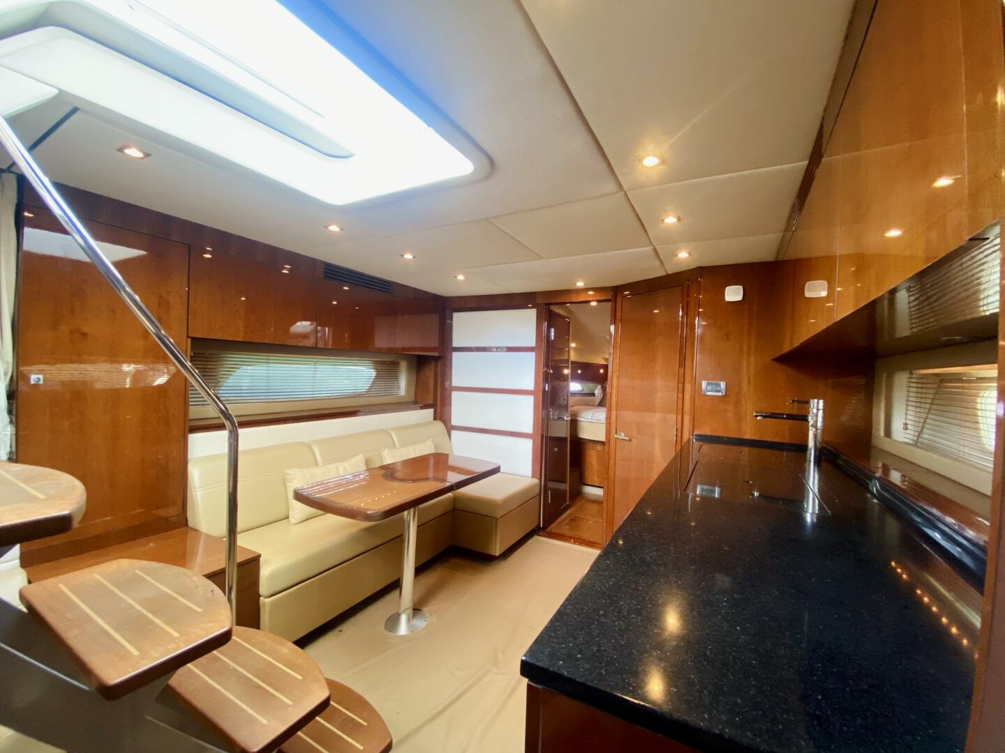 2010 Sea Ray 450 Sundancer - Image 45