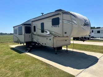 2019 JAYCO EAGLE 30.5CKTS - Image 1