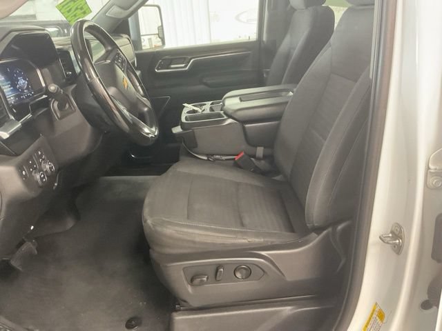 2024 Chevrolet Silverado 2500HD LT - Image 19