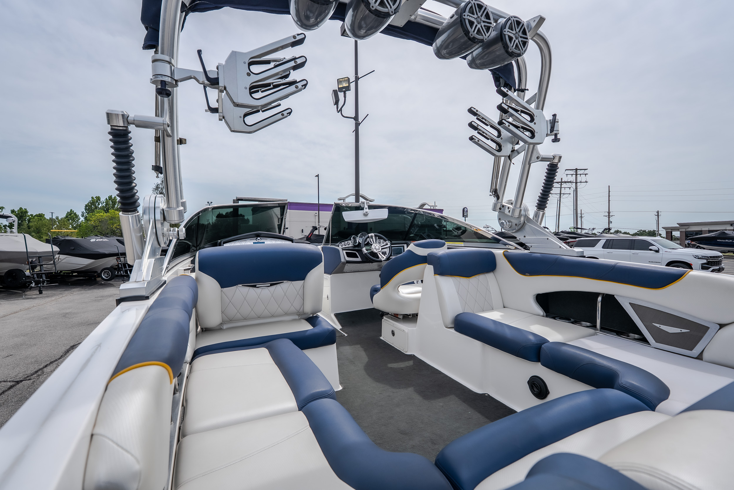 2012 MasterCraft X55 - Image 18