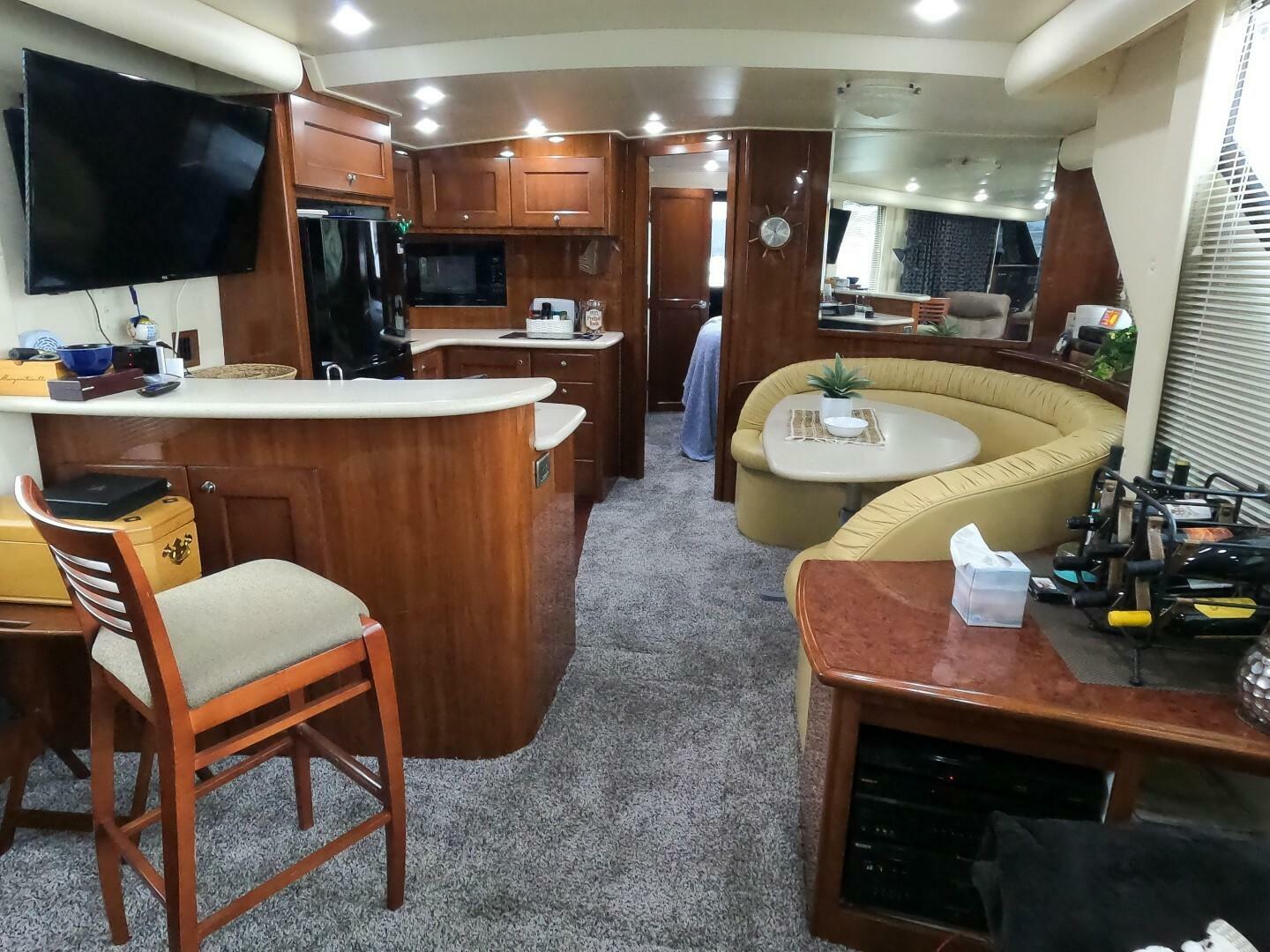 2006 Bluewater Yachts 5200 - Image 9