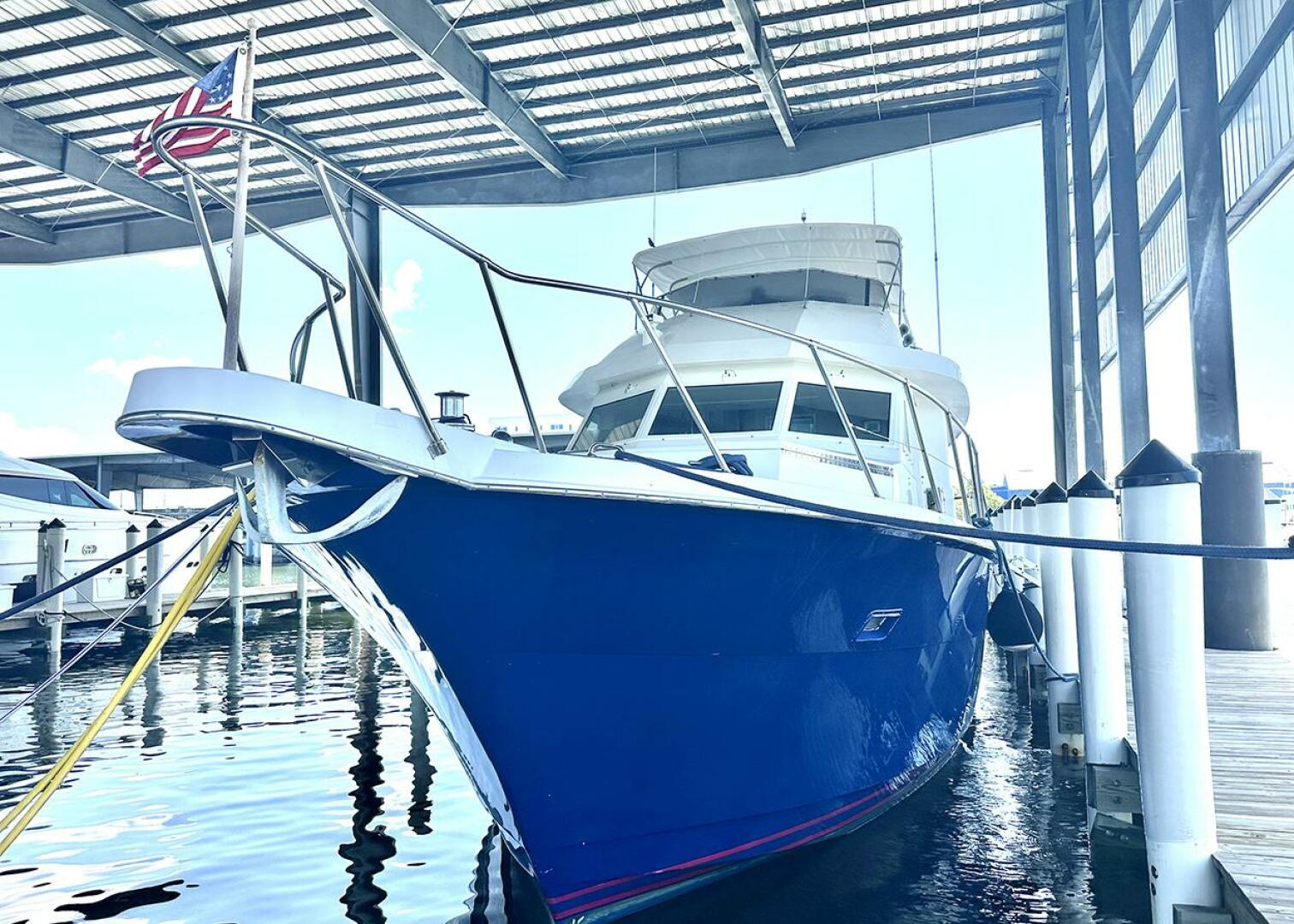 1994 Hatteras Cockpit Motoryacht - Image 26