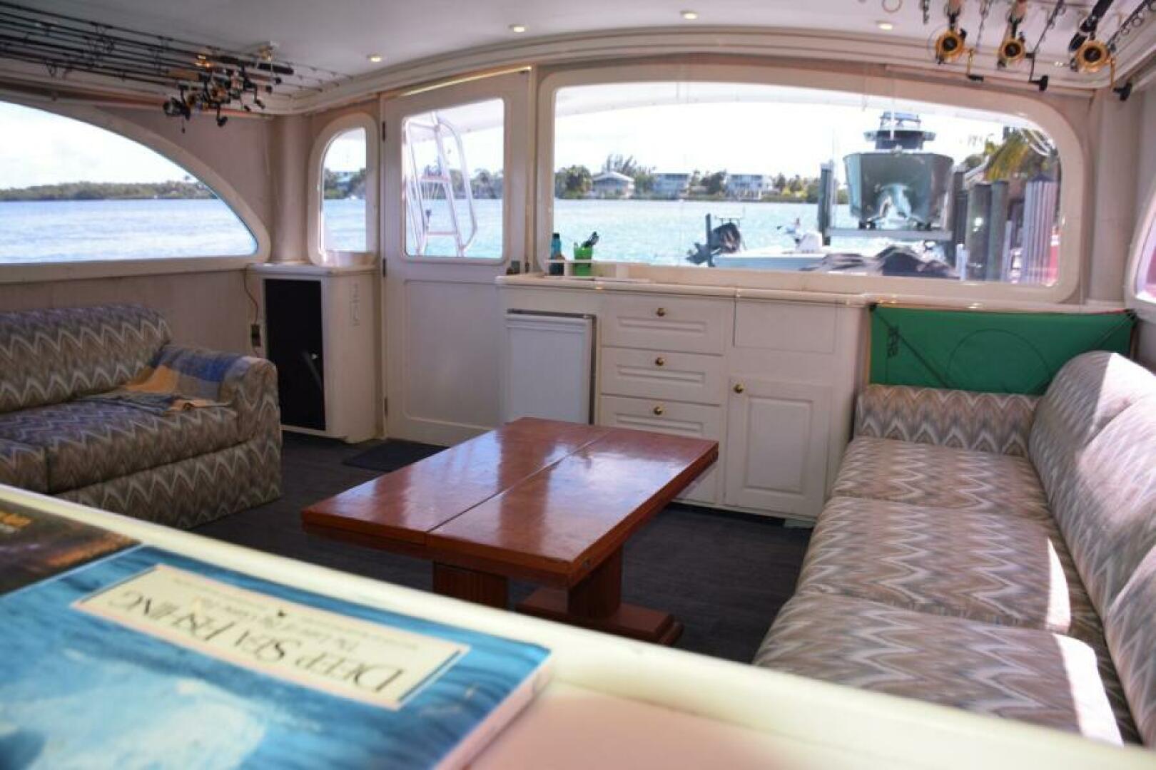 1990 Sunny Briggs Flybridge Sportfish - Image 10