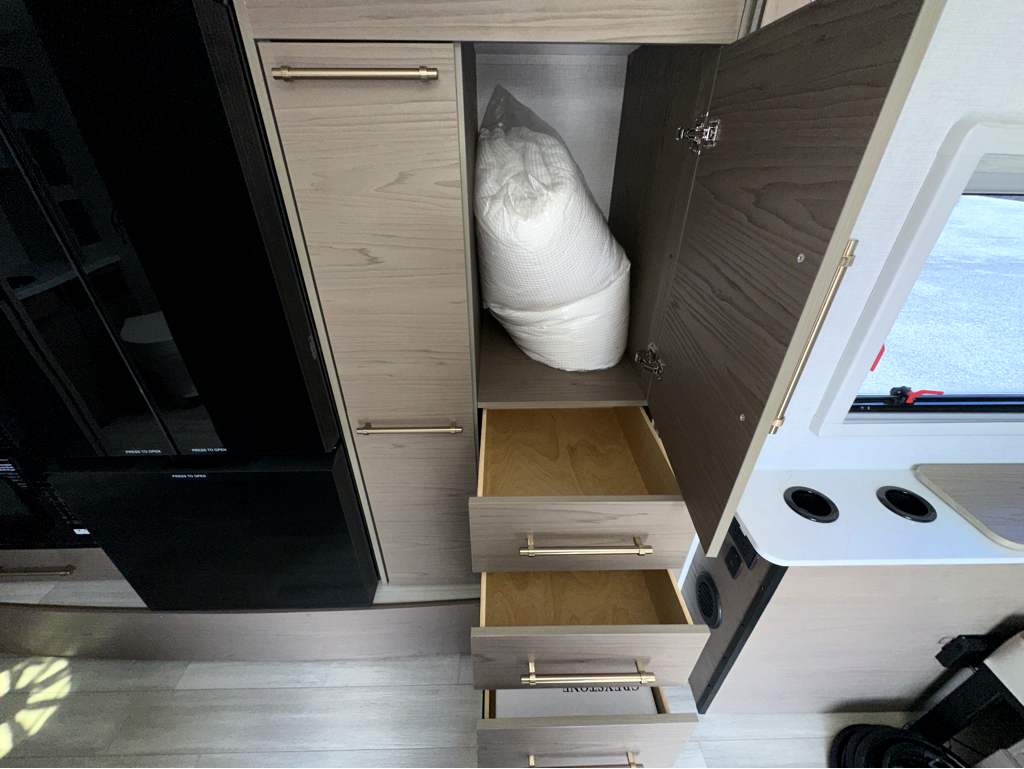 2025 GRAND DESIGN SERENOVA 150HL - Image 21