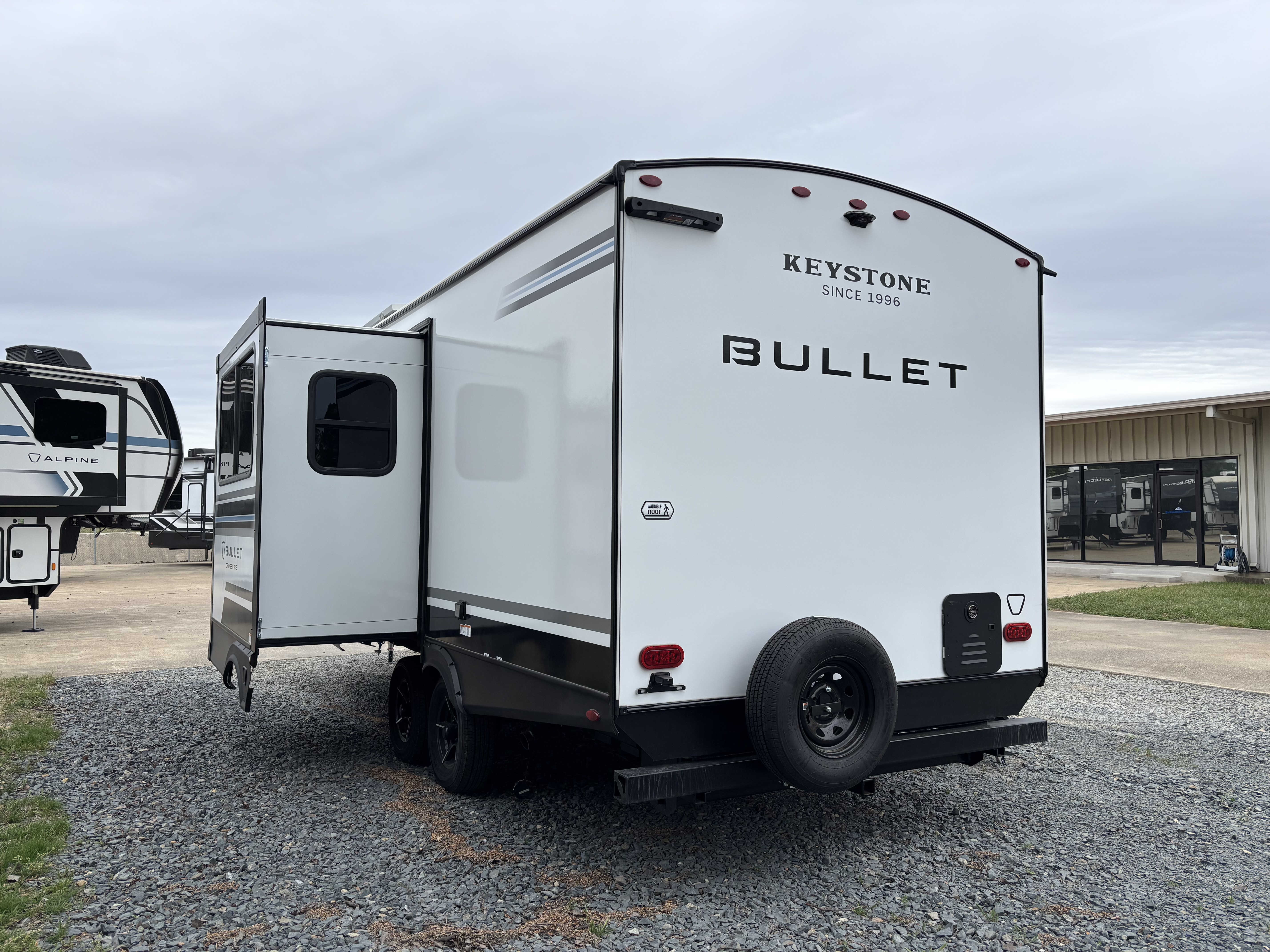 2026 Keystone Bullet Crossfire 208MKS - Image 6