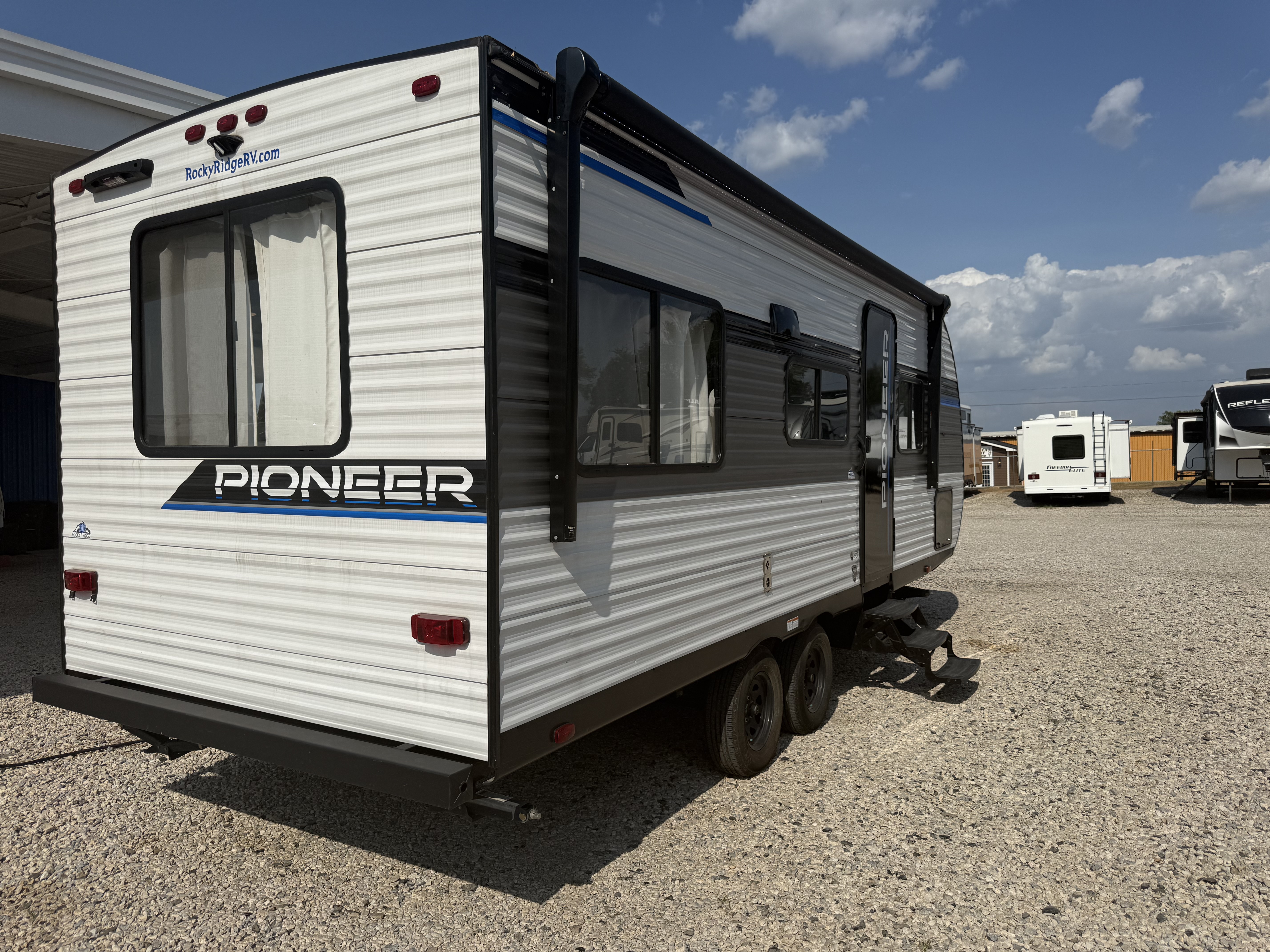 2024 HEARTLAND PIONEER RD211 - Image 7