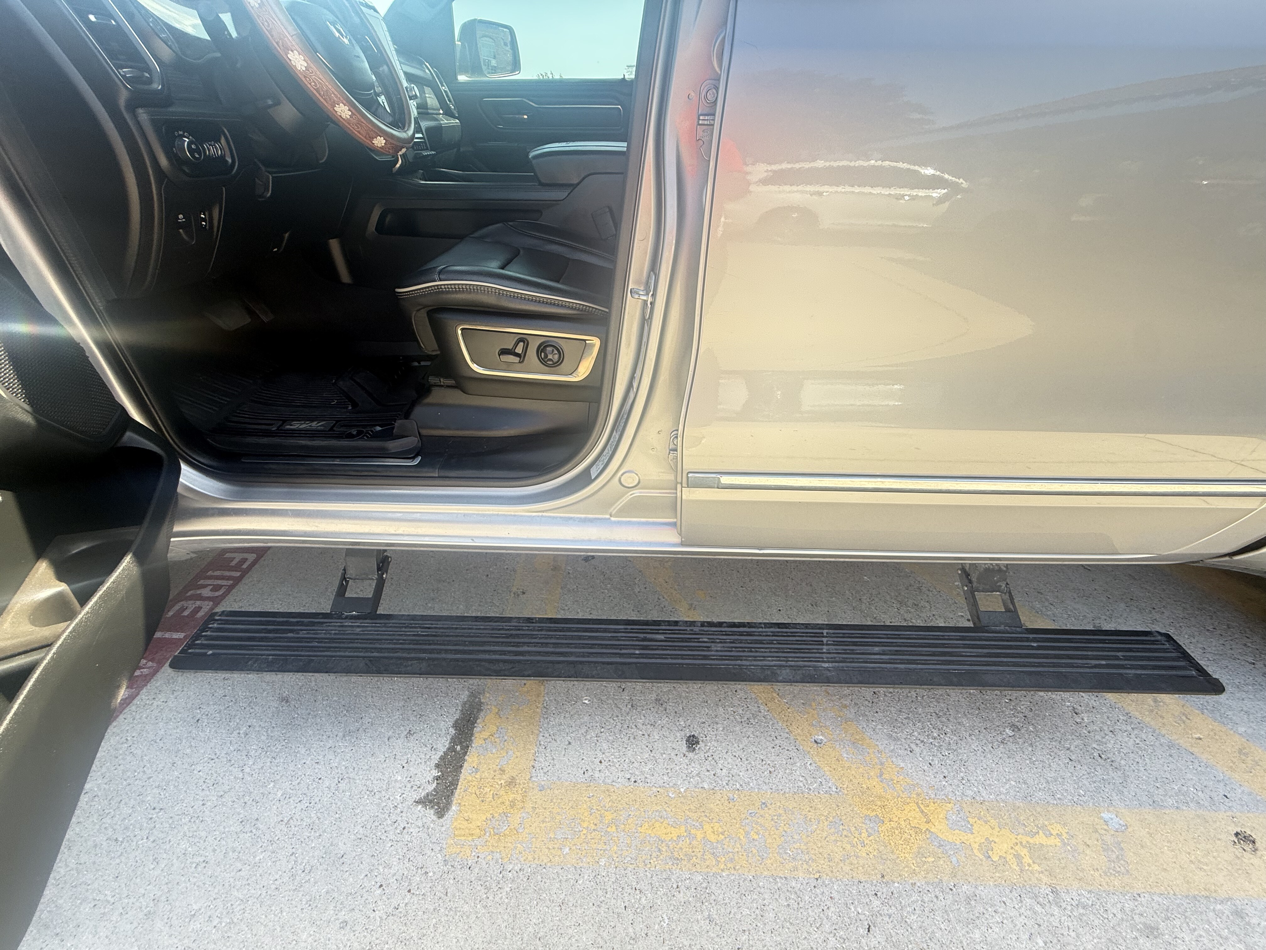 2019 Ram 1500 Pickup Crew Cab Bighorn/Lone Star 4WD - Image 37
