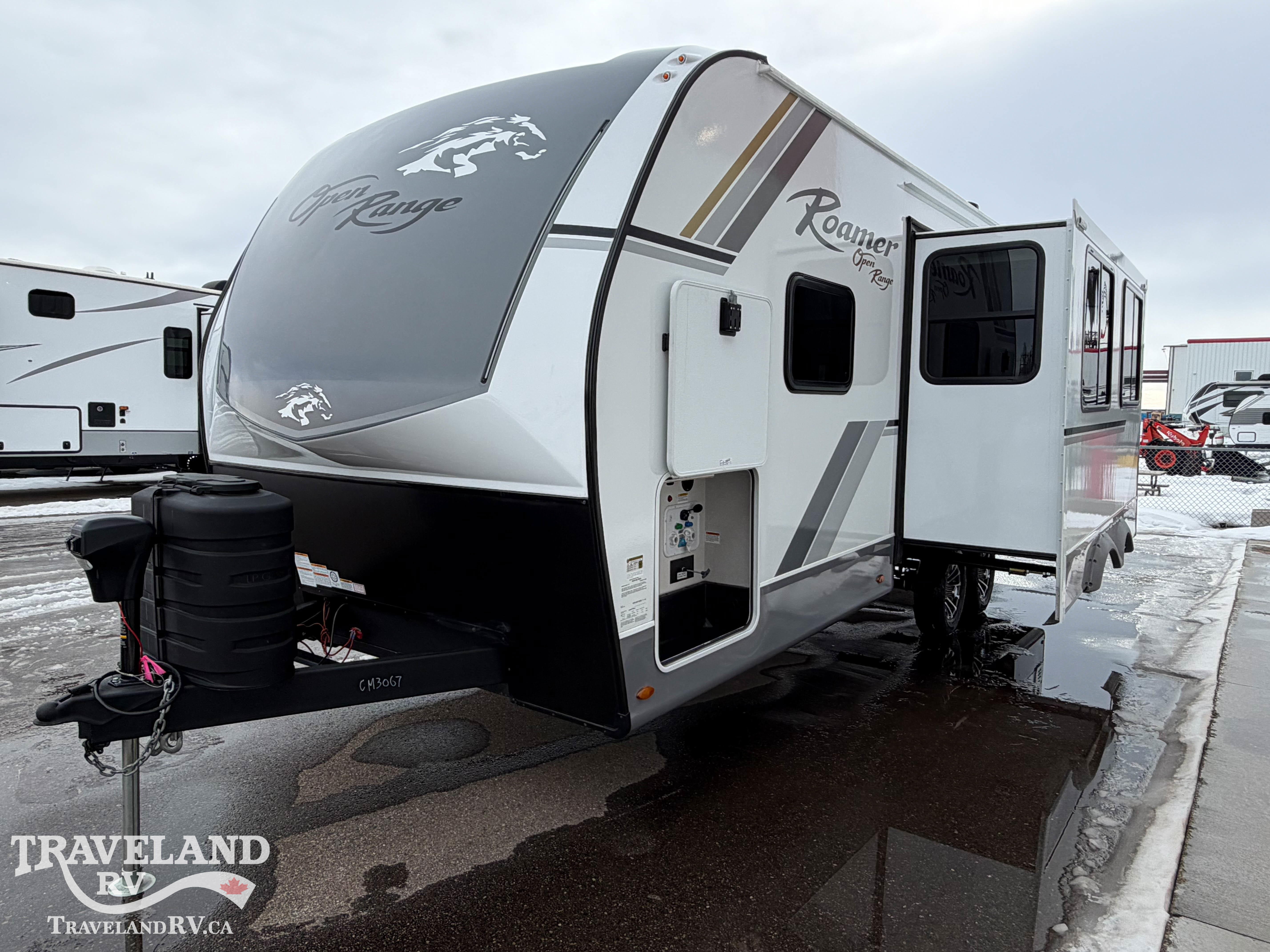 2026 Highland Ridge Roamer Light Duty 27RBOS - Image 6