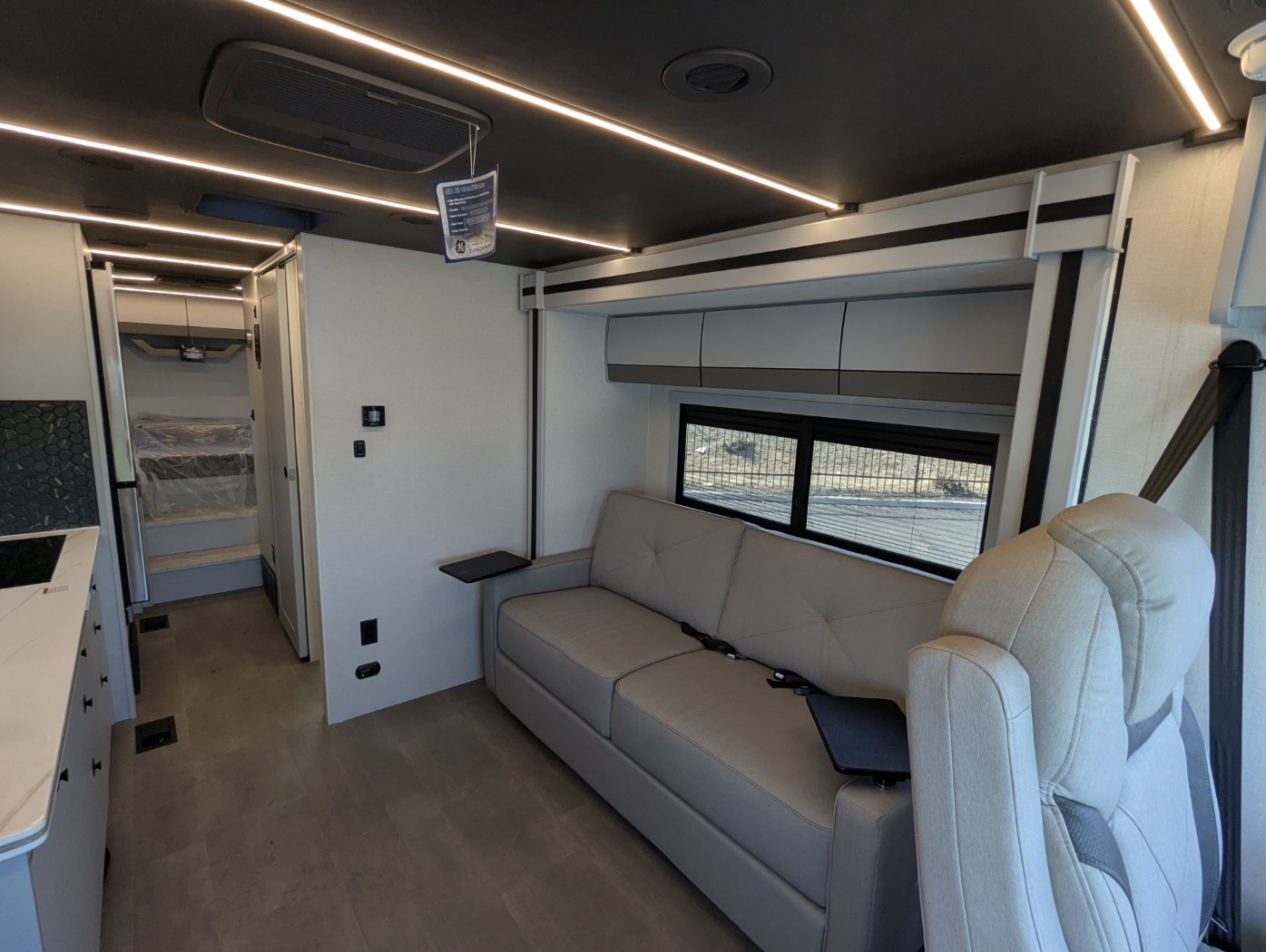 2026 Coachmen Euro 25TB - Image 10