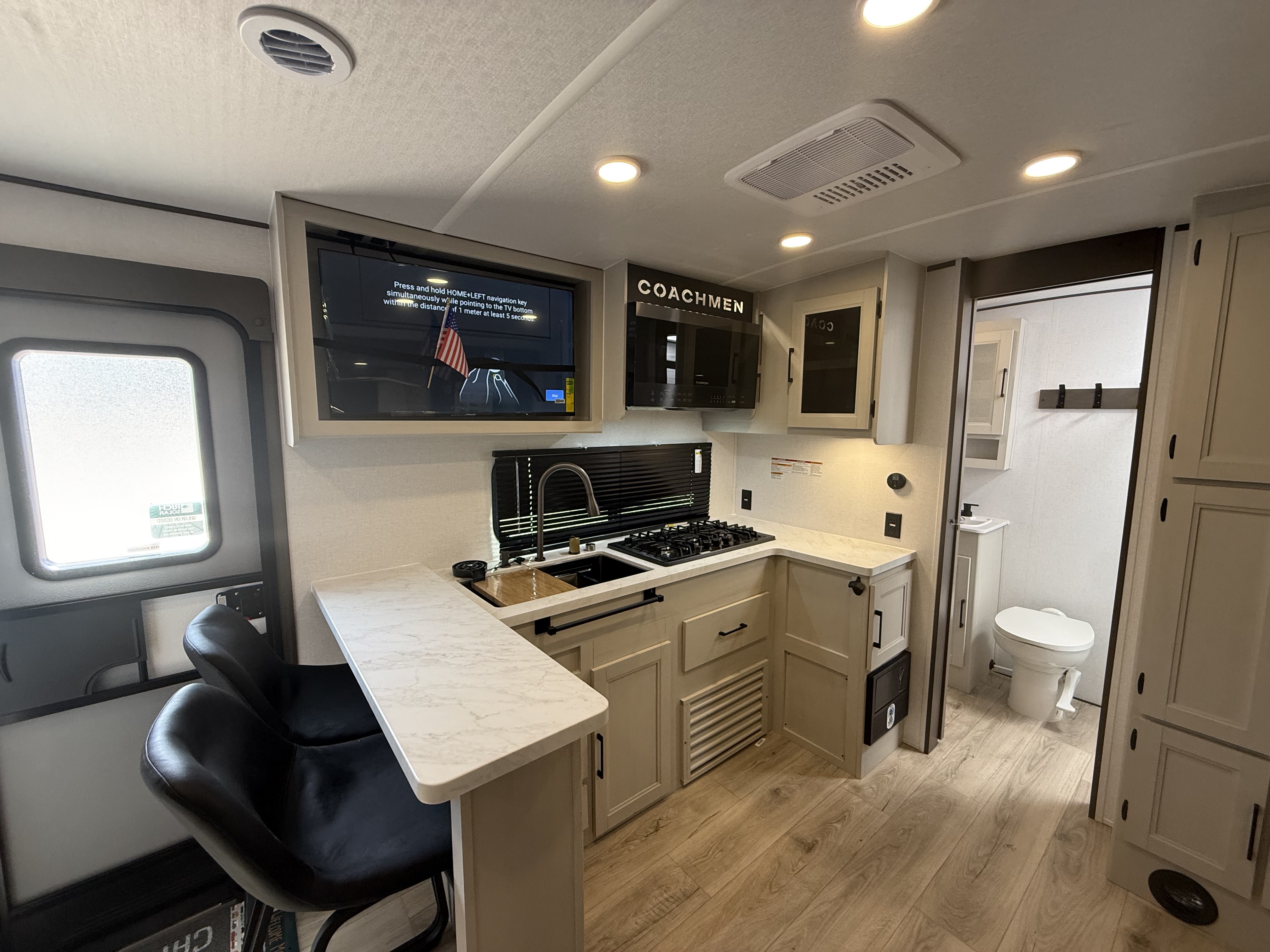 2027 Coachmen American Spirit 2353RB - Image 11