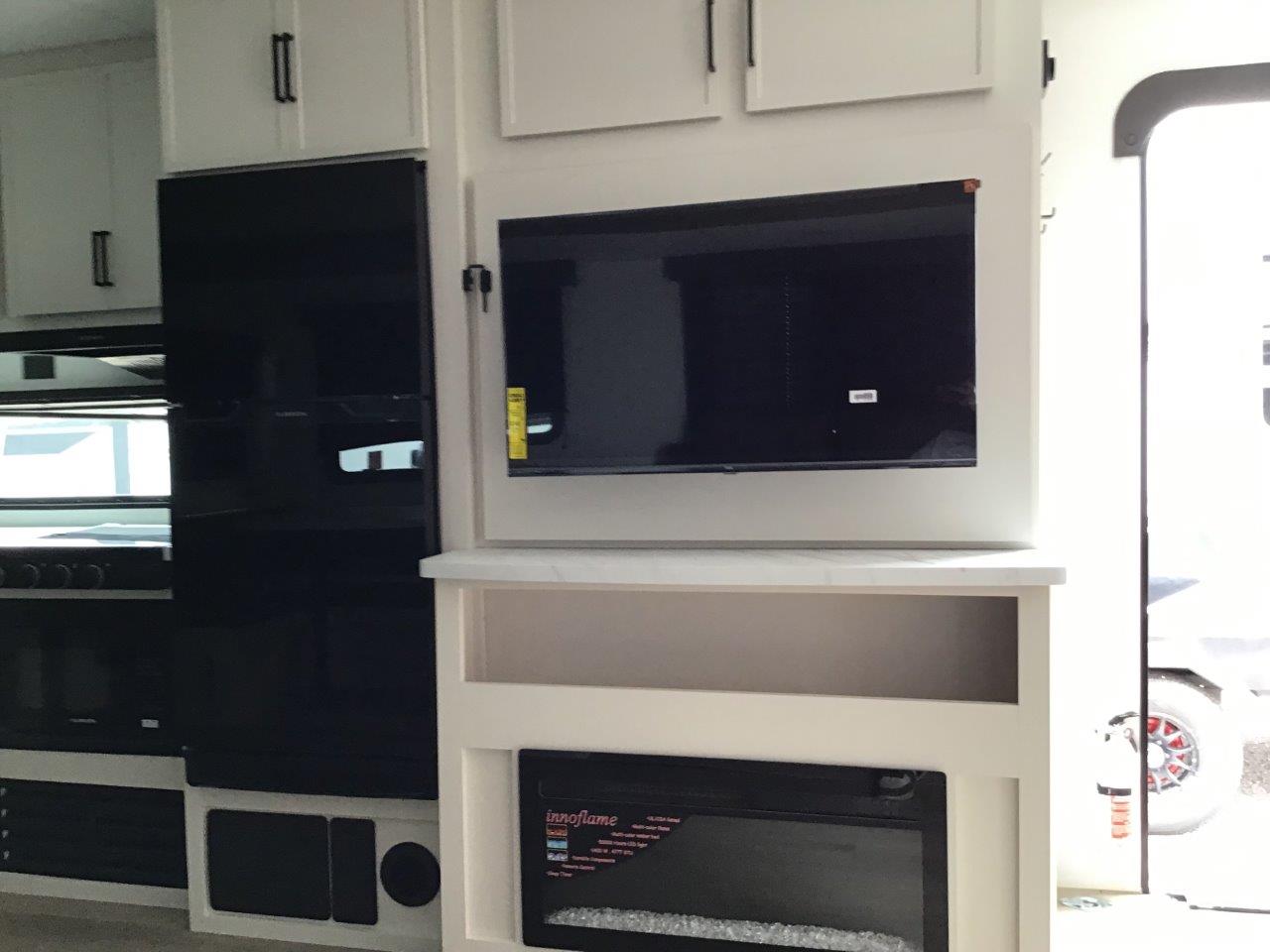 2027 Grand Design Momentum MAV 28MAV - Image 8