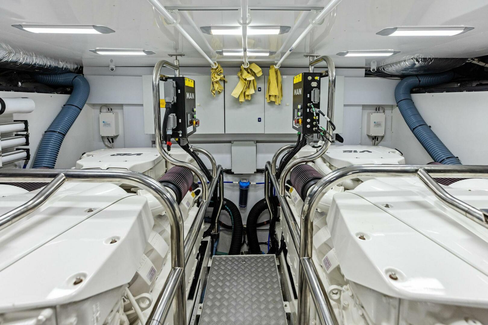 2018 Princess Y75 Motor Yacht - Image 59