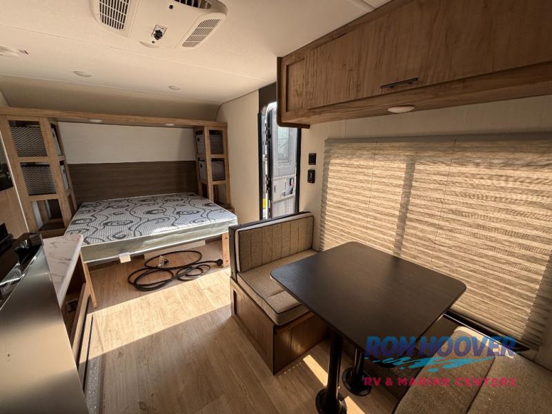 2025 FOREST RIVER 17EV - Image 4