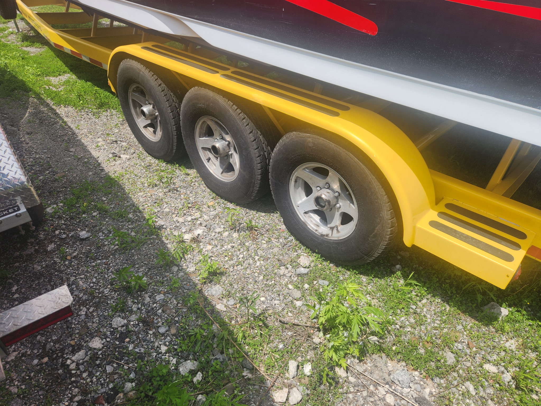 2005 Donzi 35 ZR - Image 34