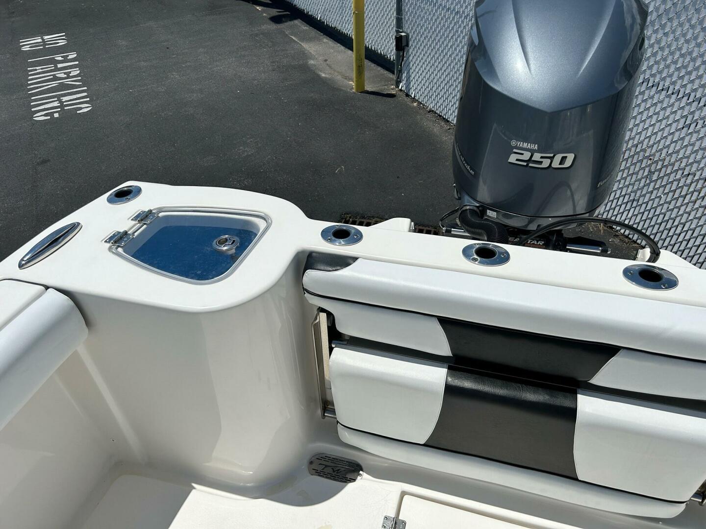2019 Tidewater 232 Adventure - Image 16