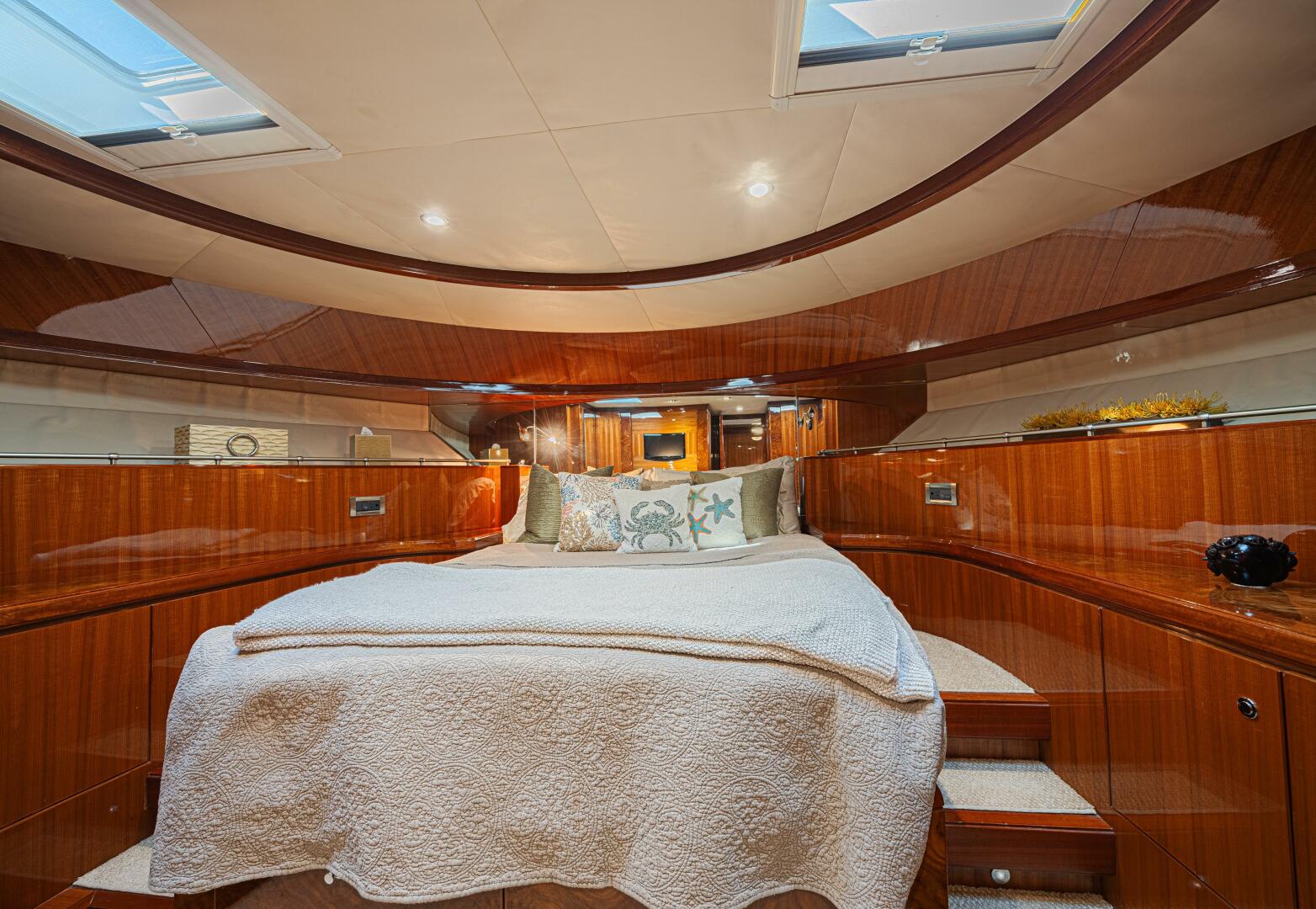 2010 Ocean Alexander 74 Motoryacht - Image 45