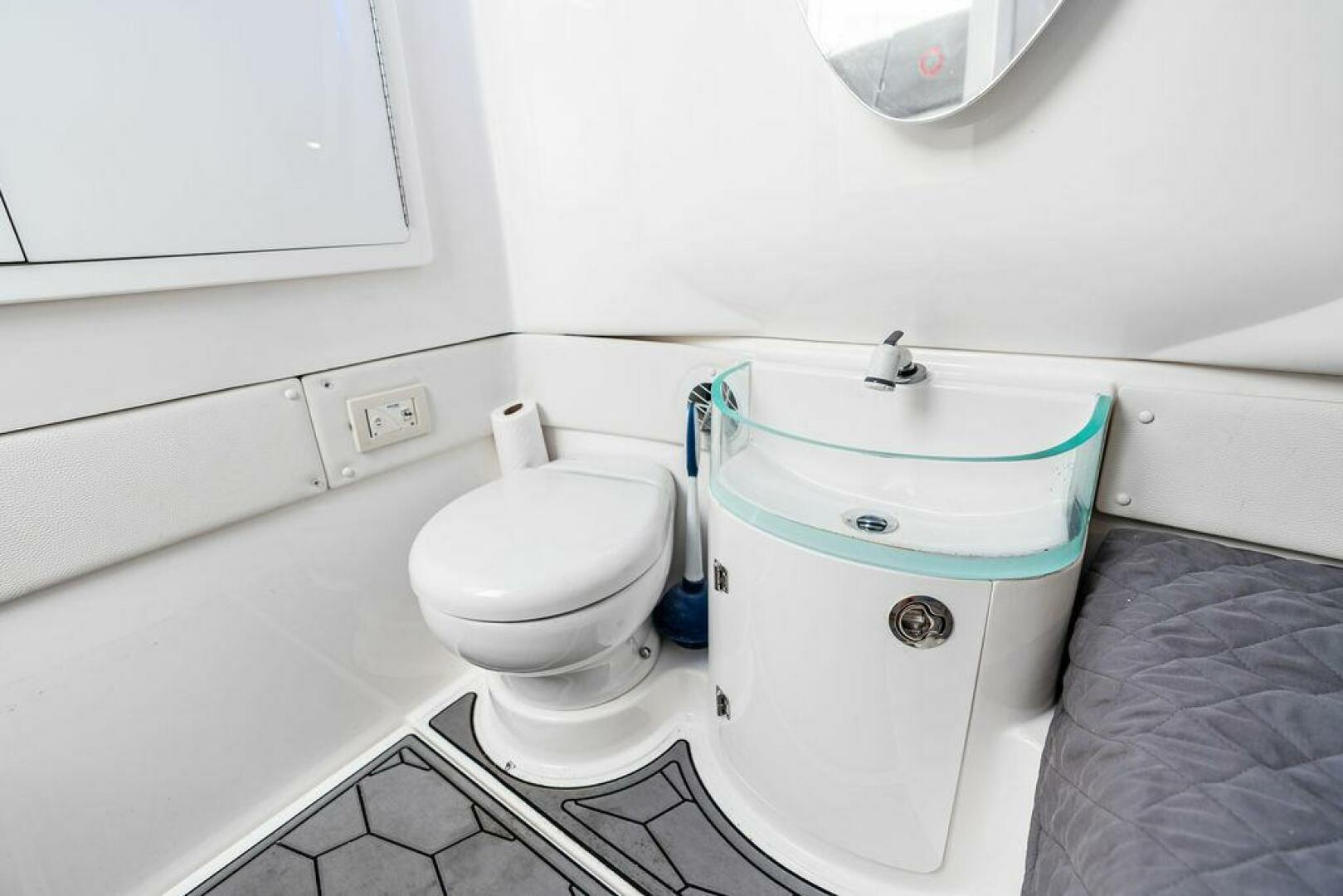 2021 Fountain 39 NX - Image 22