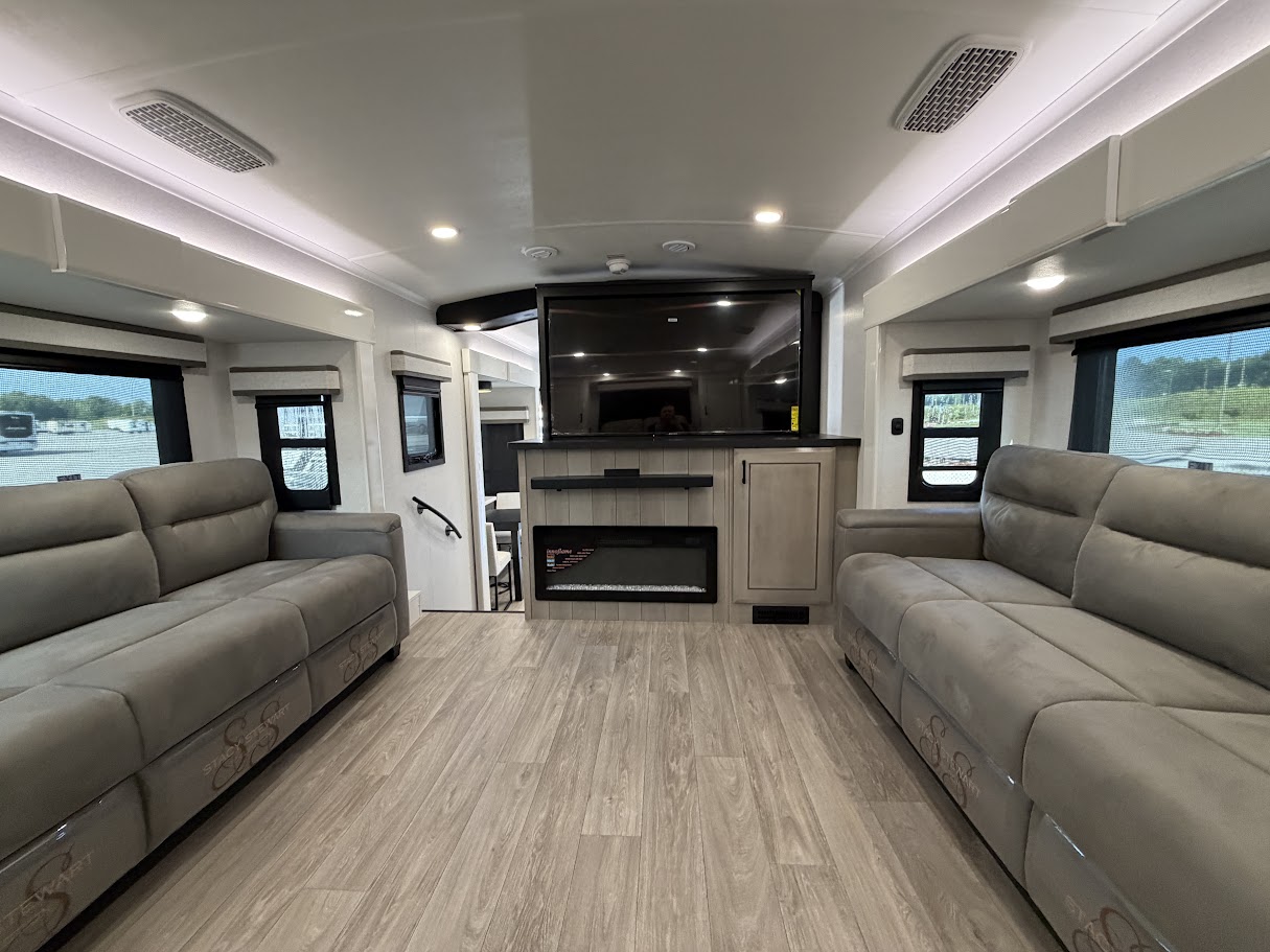 2027 JAYCO PINNACLE 39FLOK - Image 22