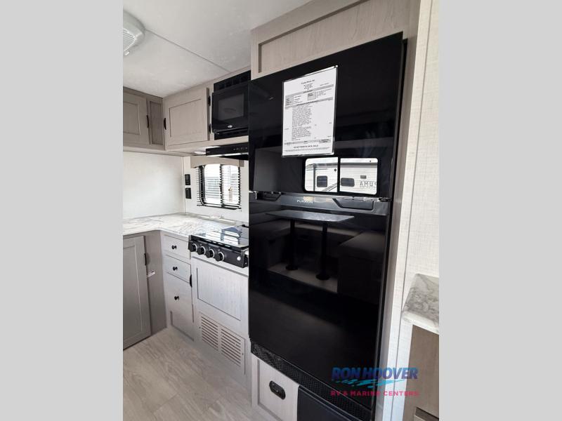 2025 COACHMEN 282DORM - Image 28