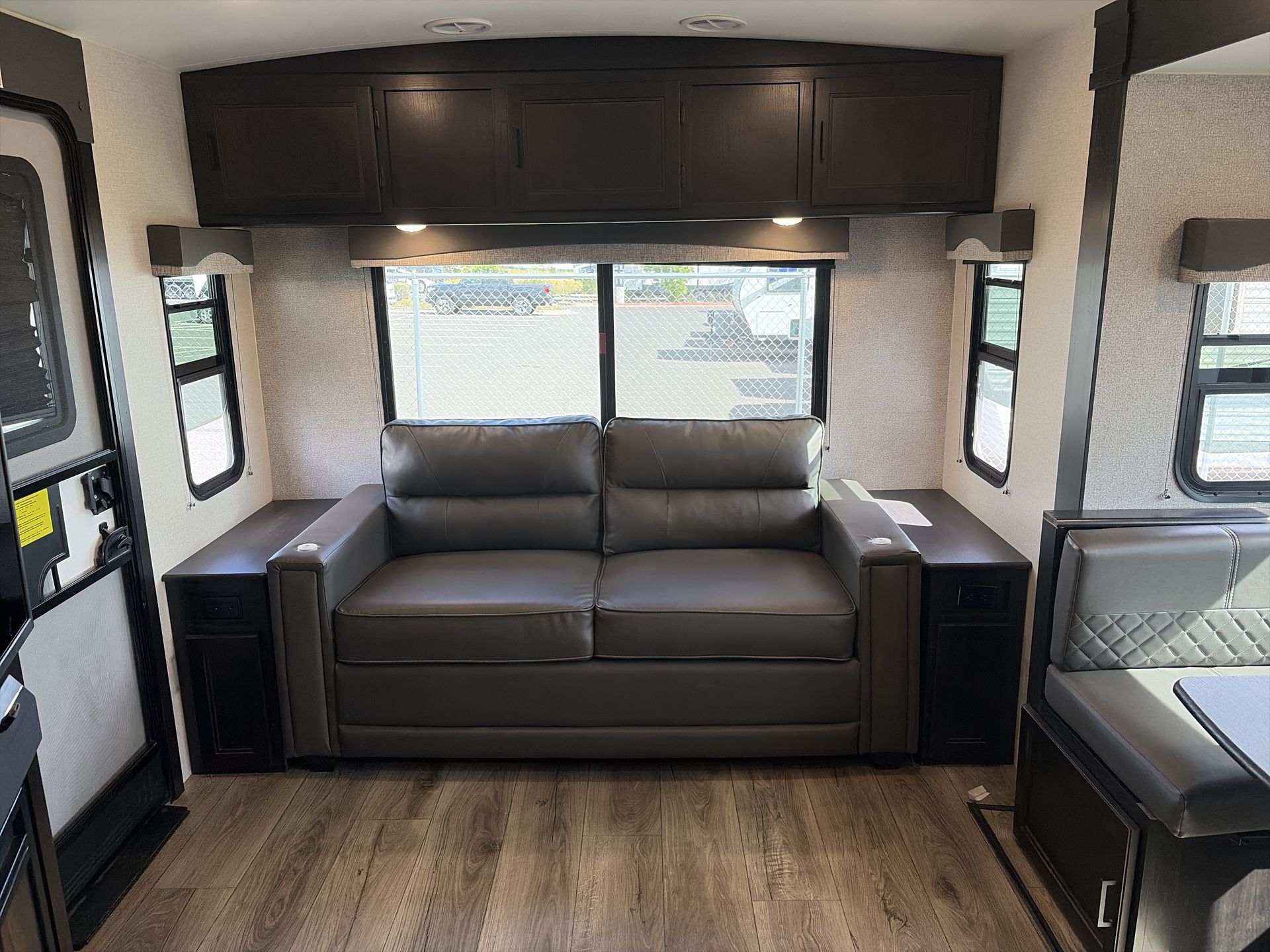 2021 Highland Ridge Mesa Ridge Lite MR2602RL - Image 15