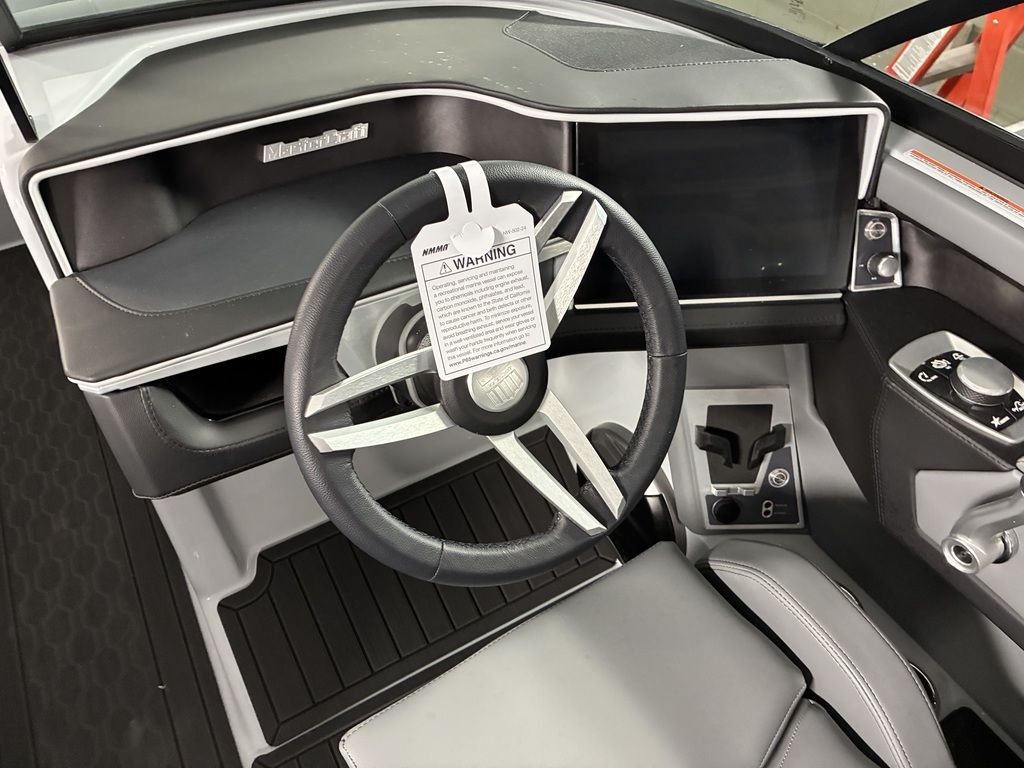 2026 MasterCraft XT24 - Image 40