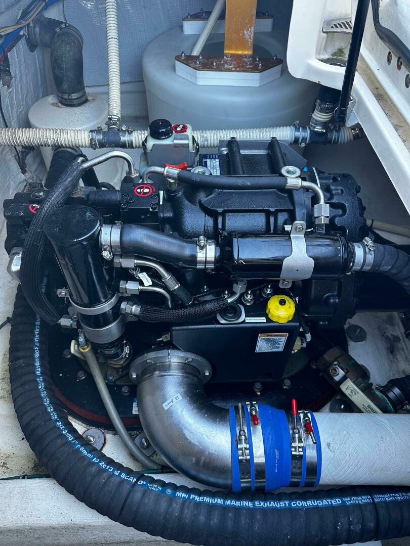 2014 Sabre 42 Salon Express - Image 38