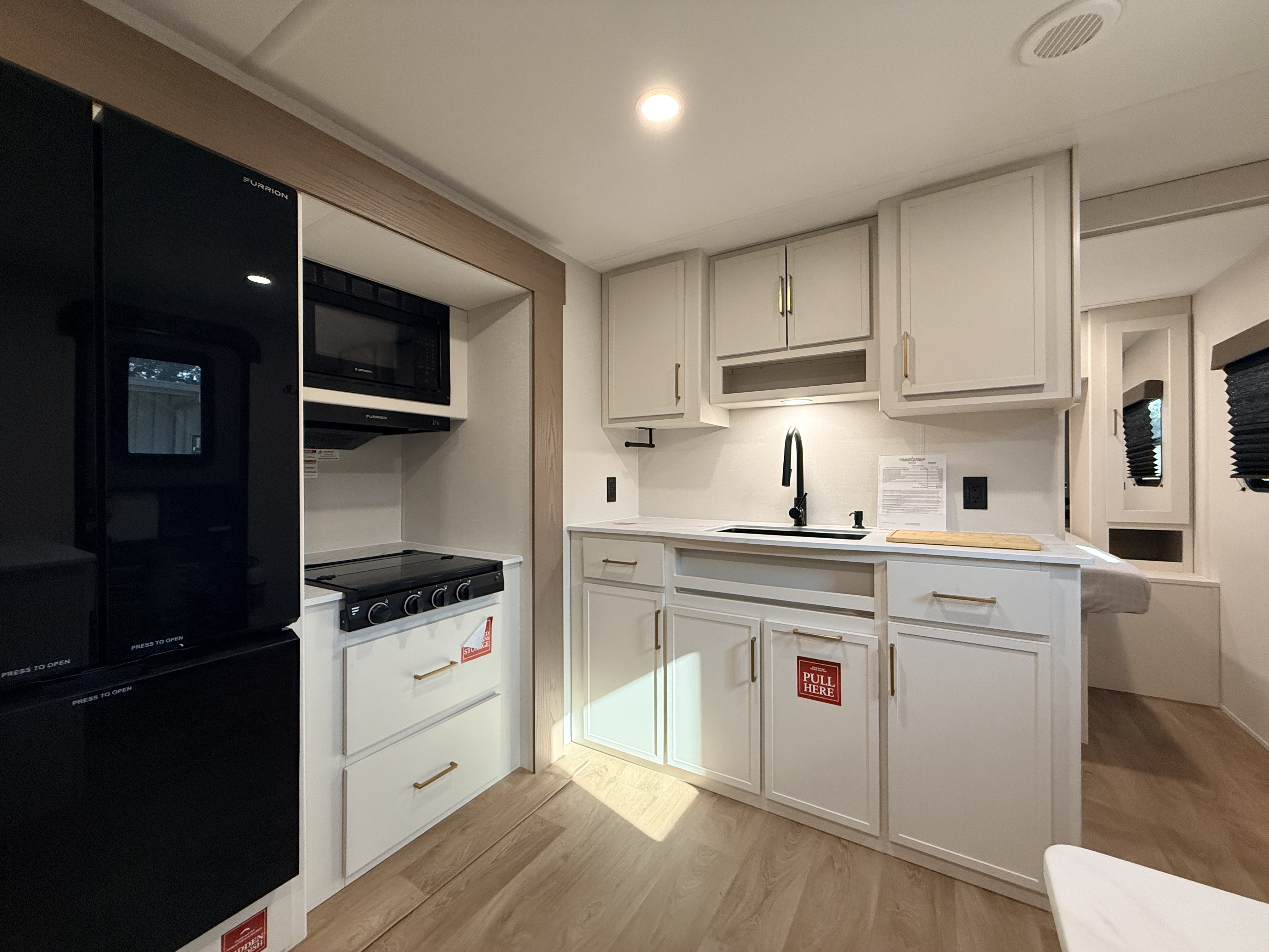 2027 Grand Design Transcend XPLOR 26BHX - Image 12