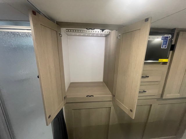 2026 SUNSEEKER 2860 DSF - Image 16