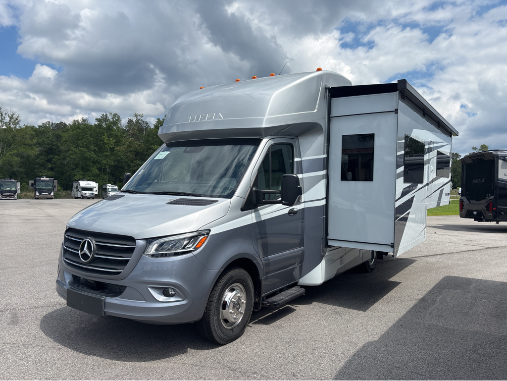 2026 TIFFIN WAYFARER 25 XPW - Image 3