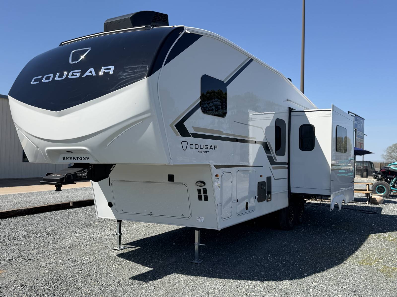 2026 Keystone Cougar Sport 2700BH - Image 3