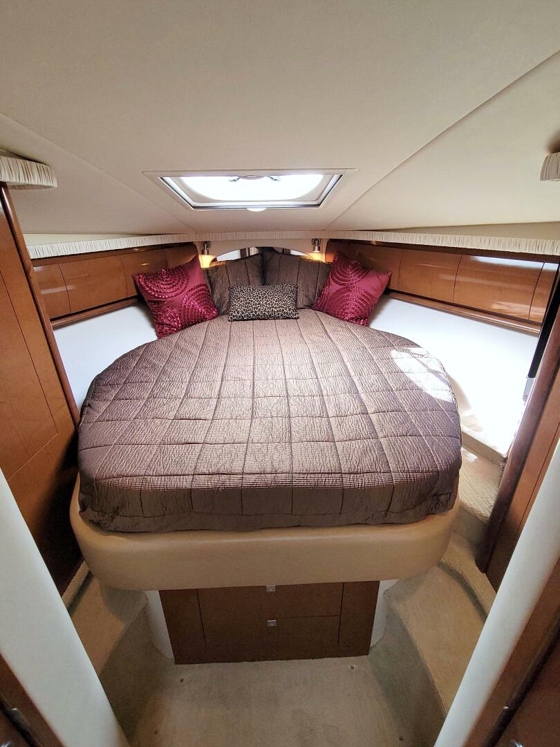 2009 Sea Ray 44 Sundancer - Image 44