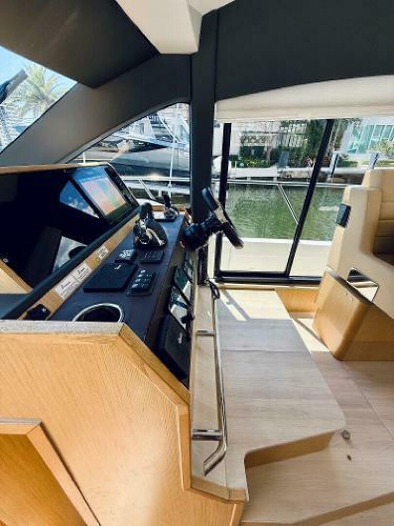 2019 Sealine F430 - Image 44