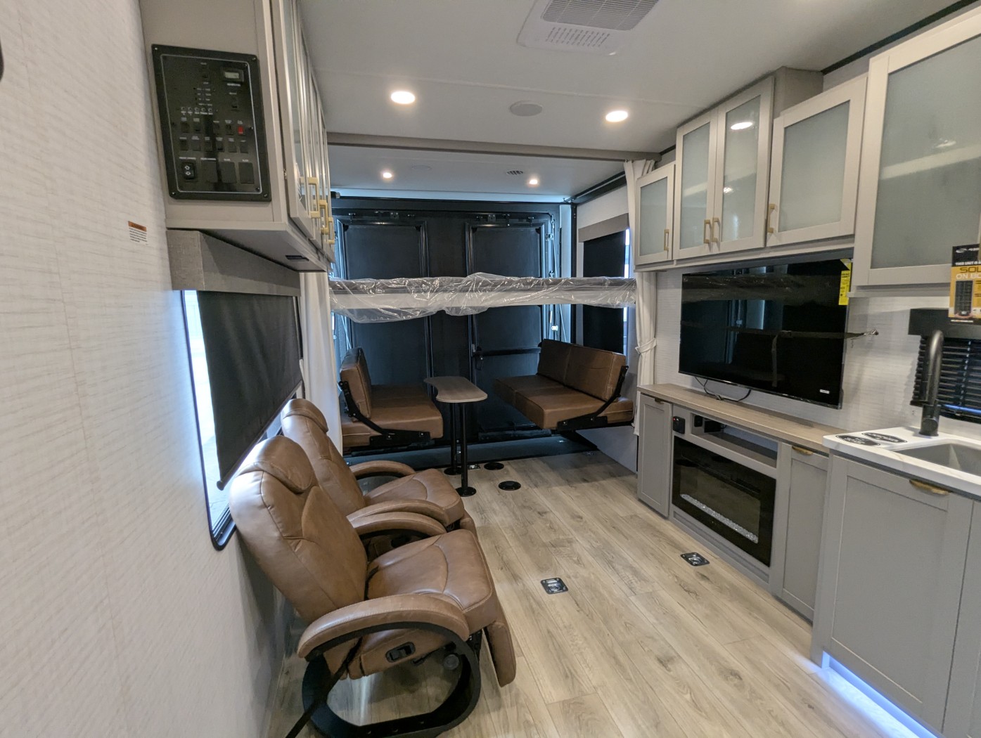 2027 Forest River Stealth 2730 - Image 16