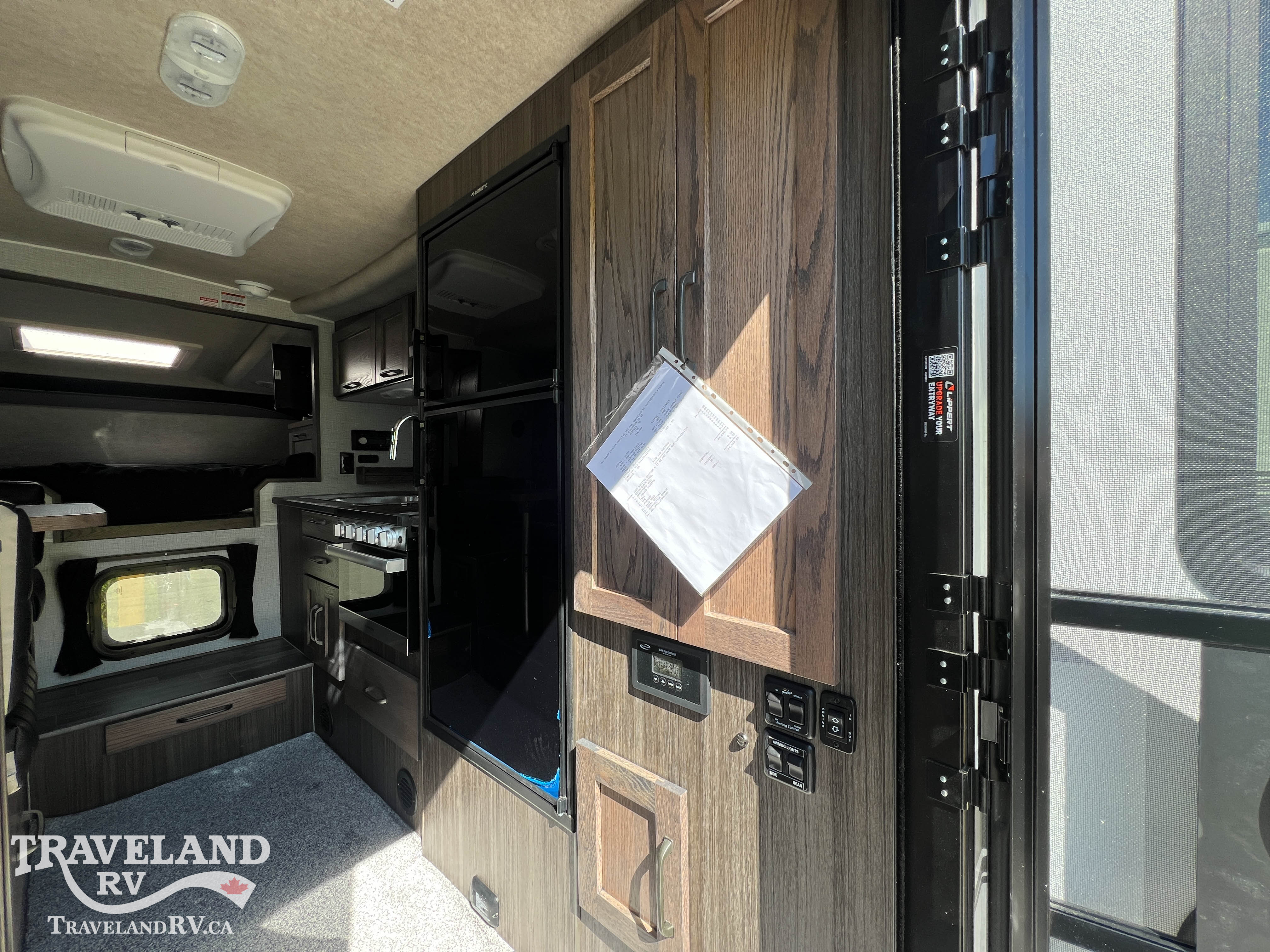 2027 NORTHERN LITE LIMITED EDITION 8-11EX LE WB - Image 9