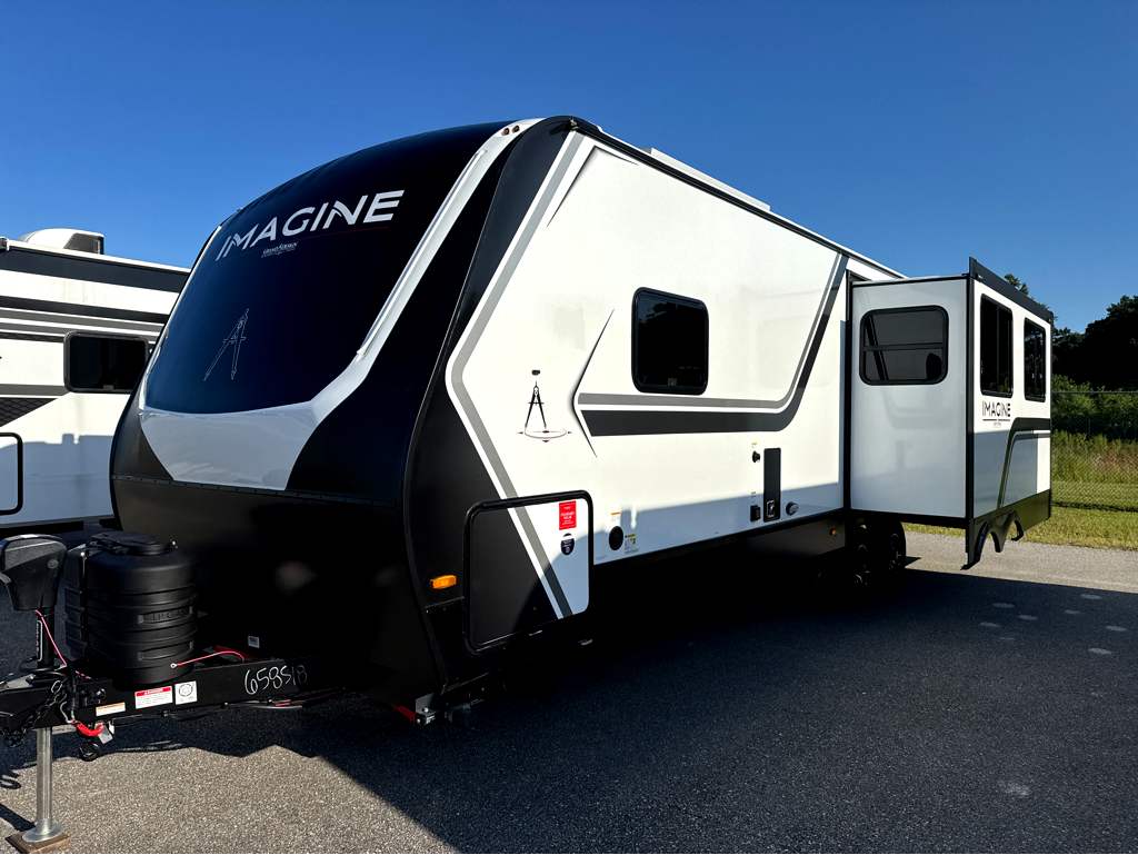2027 GRAND DESIGN IMAGINE 2670MK - Image 5