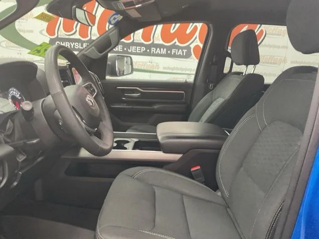 2025 Ram 1500 Big Horn 4x4 Crew Cab 5'7" Box - Image 10