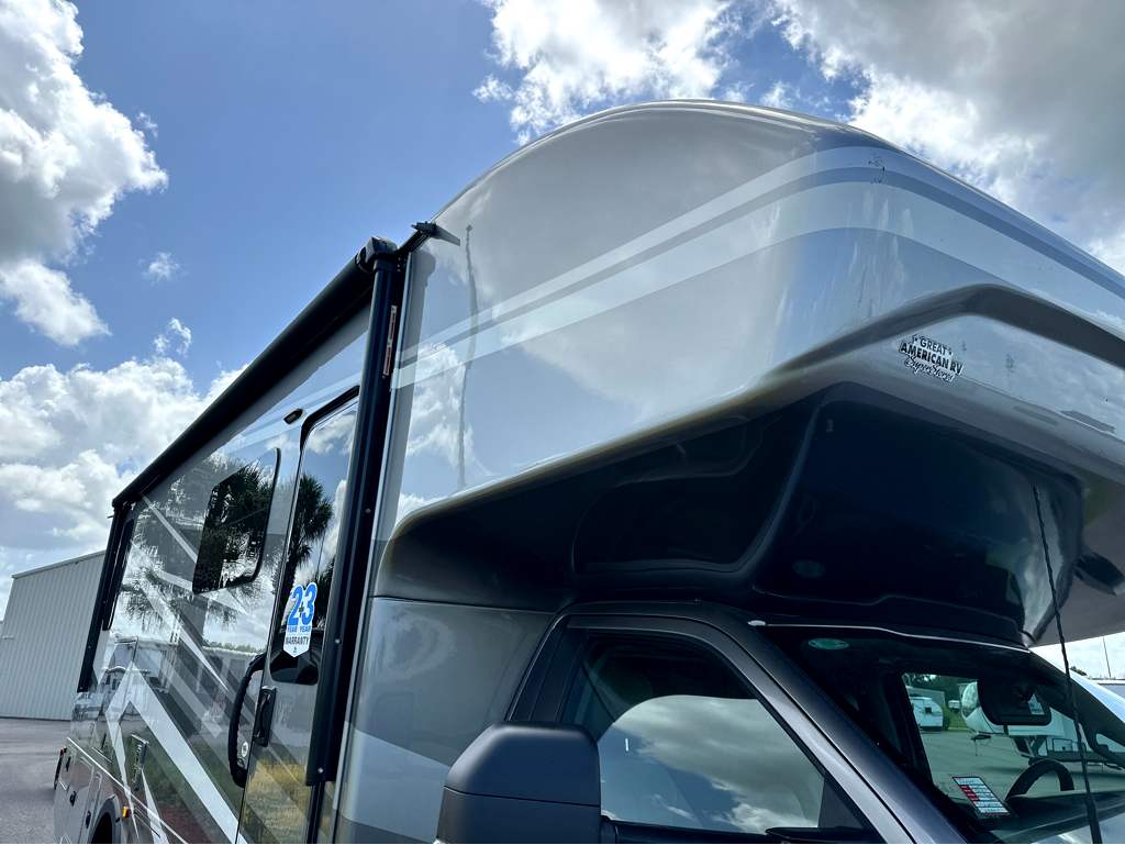 2027 JAYCO GREYHAWK XL 32U - Image 8
