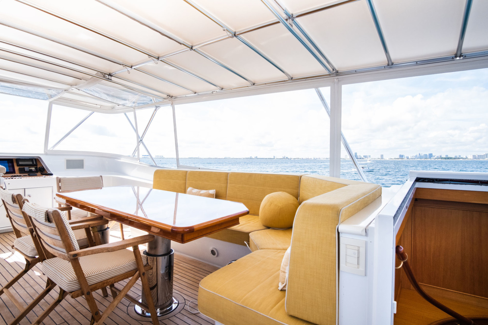 1999 Palmer Johnson Motor Yacht - Image 44