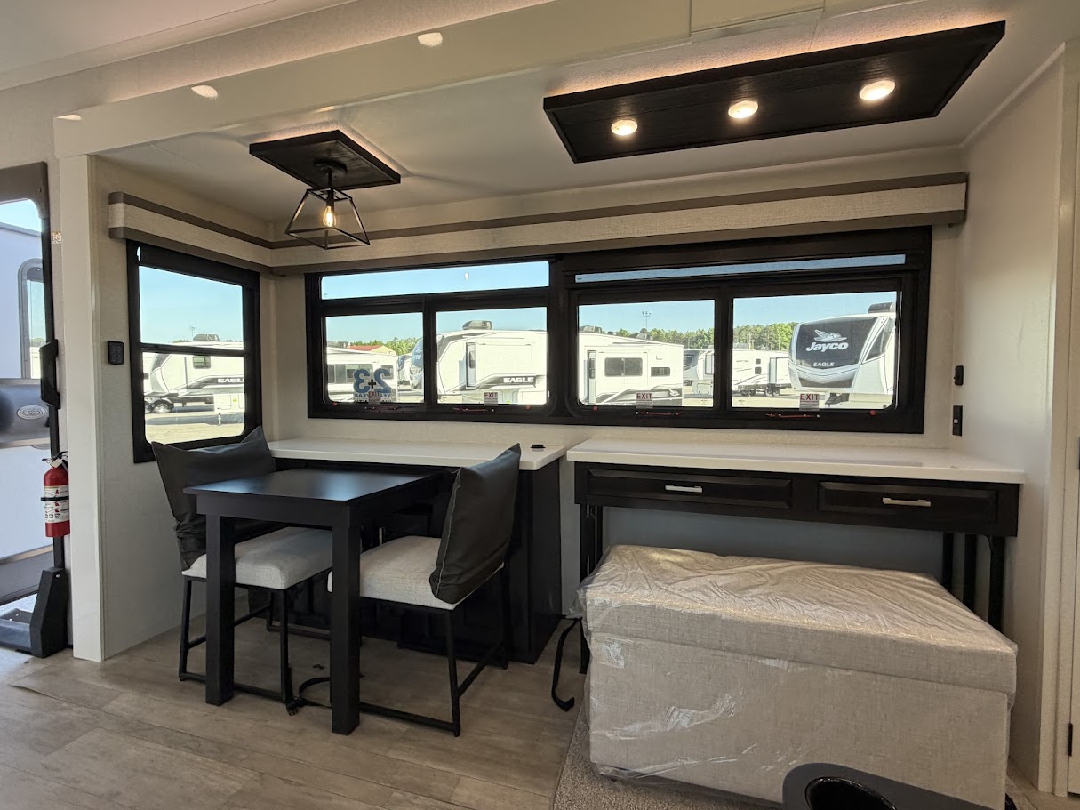 2026 JAYCO PINNACLE 38FBRK - Image 20