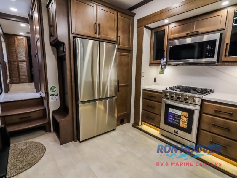 2026 FOREST RIVER 425FO - Image 14