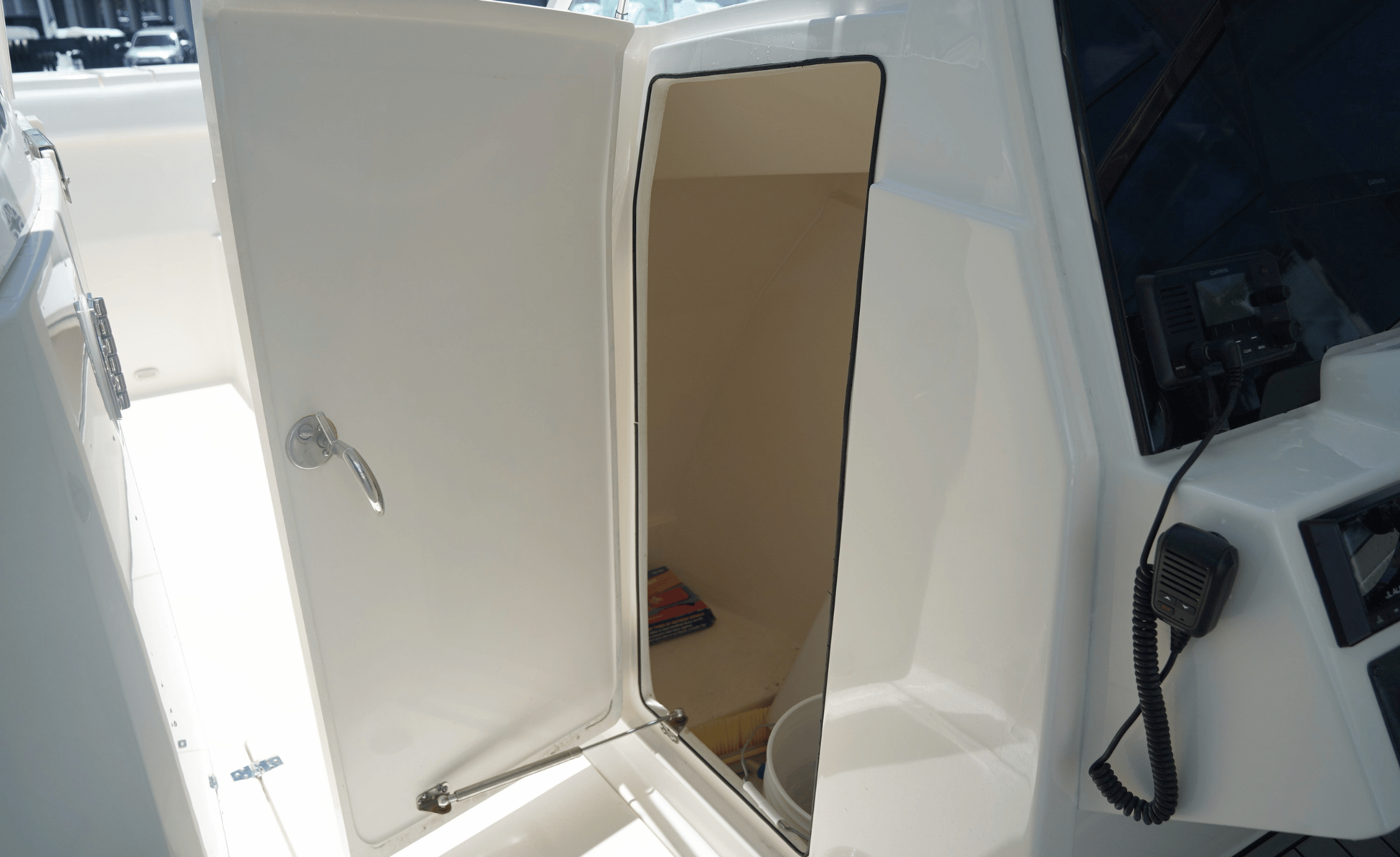 2021 COBIA 330DC - Image 41